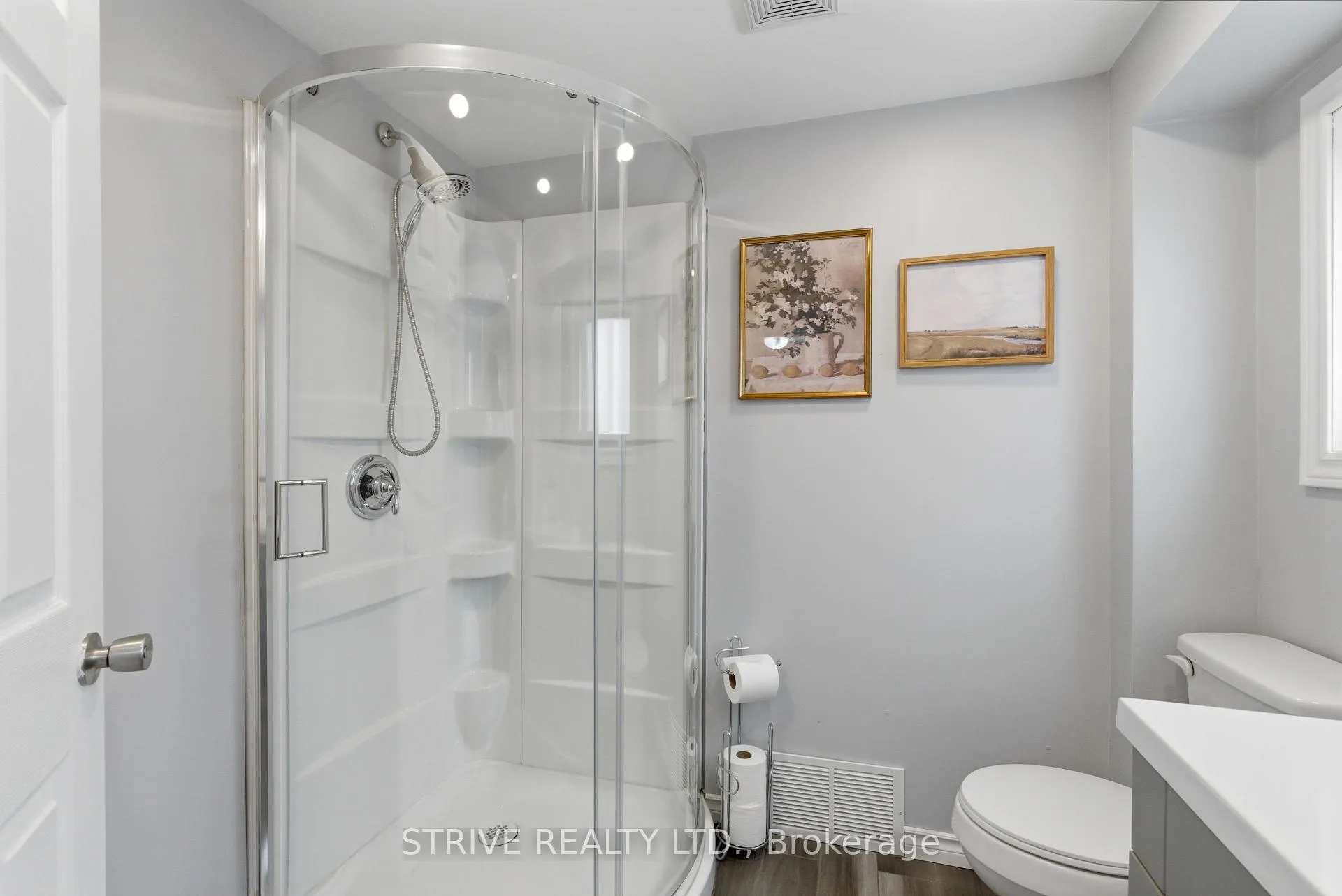 Photo 29 of 284 College Avenue, Oshawa, Vanier — HOMEH