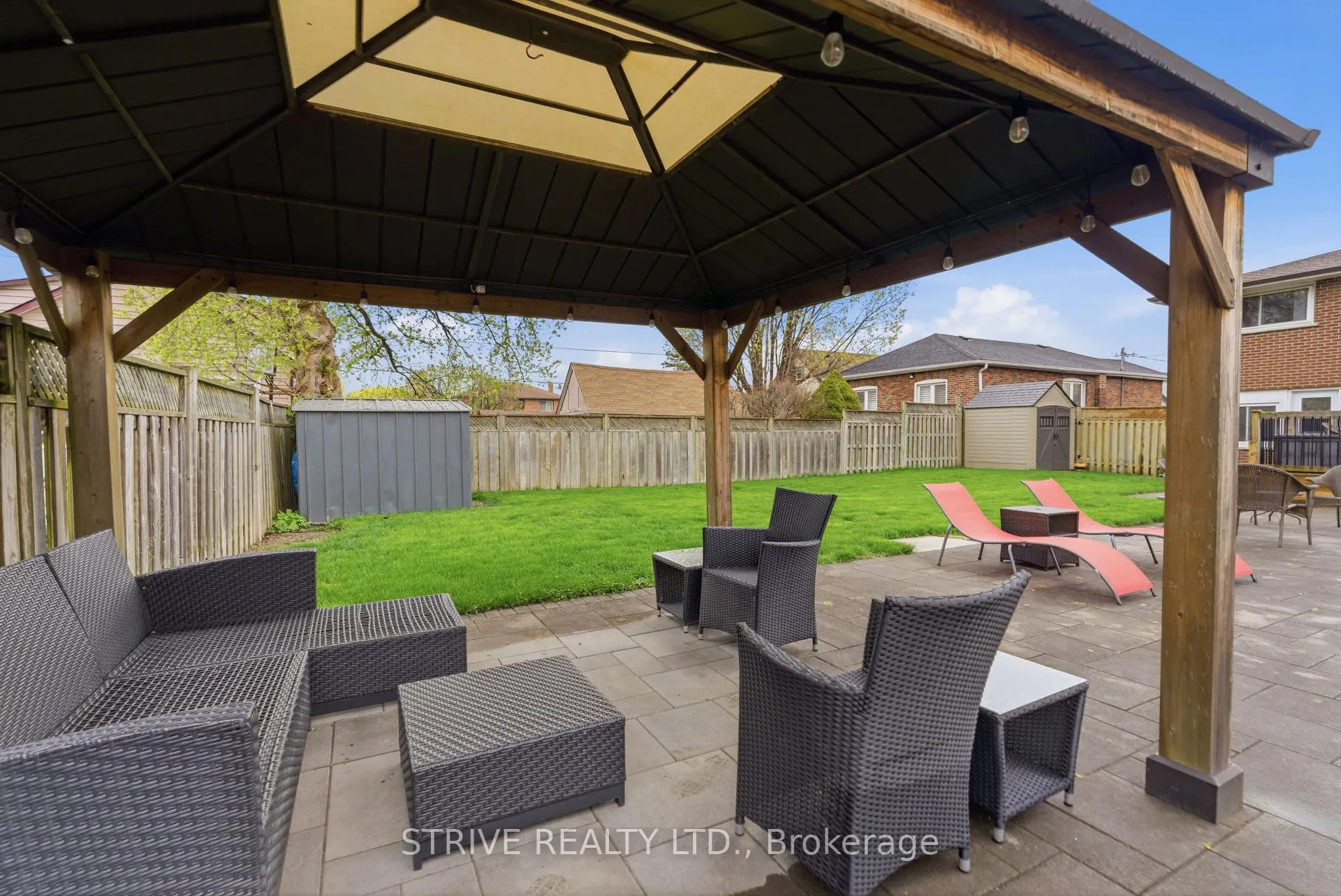 Photo 42 of 284 College Avenue, Oshawa, Vanier — HOMEH