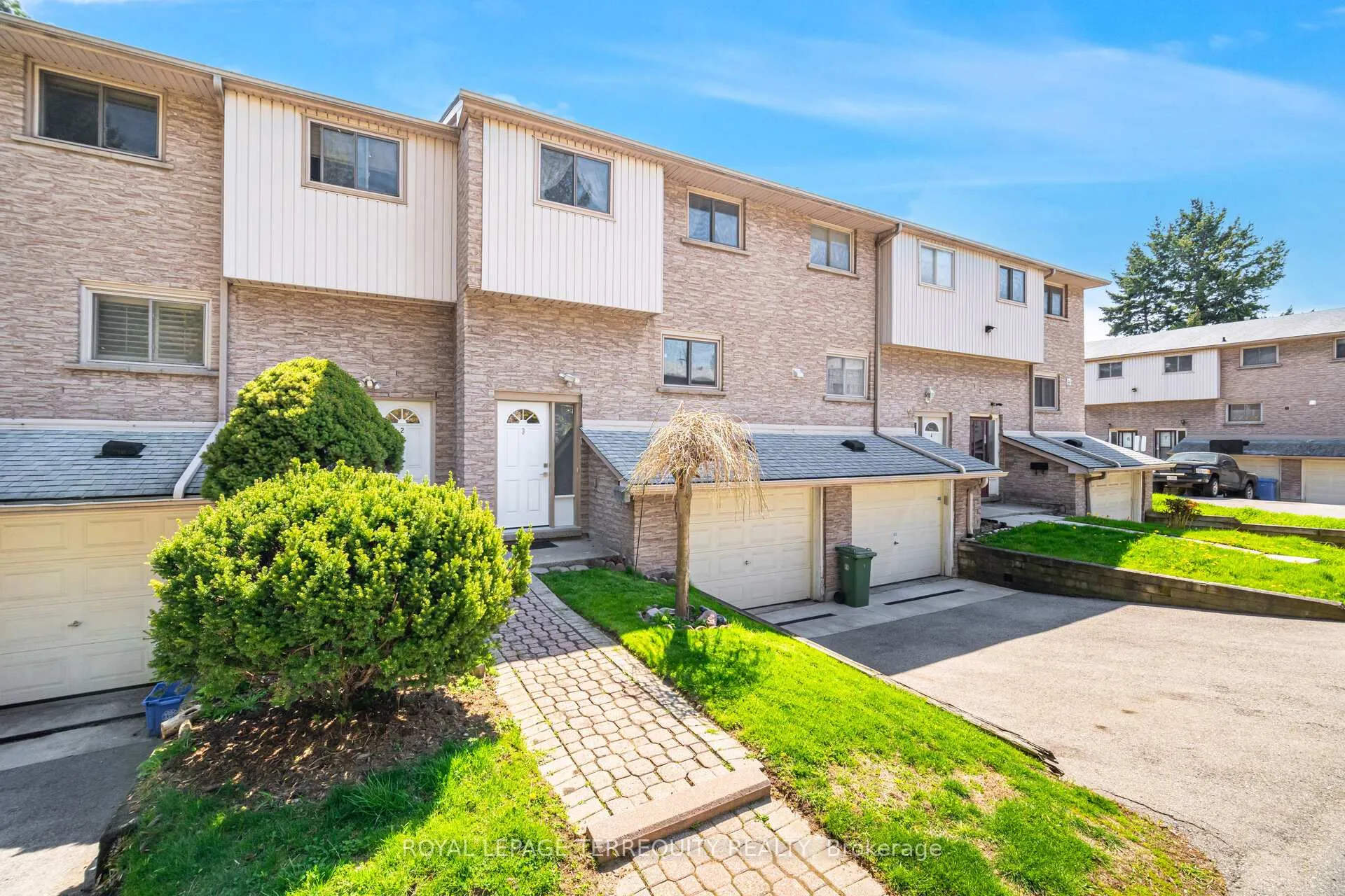 Photo 1 of Unit 3, 325 Mary Street, Hamilton, Beasley — HOMEH