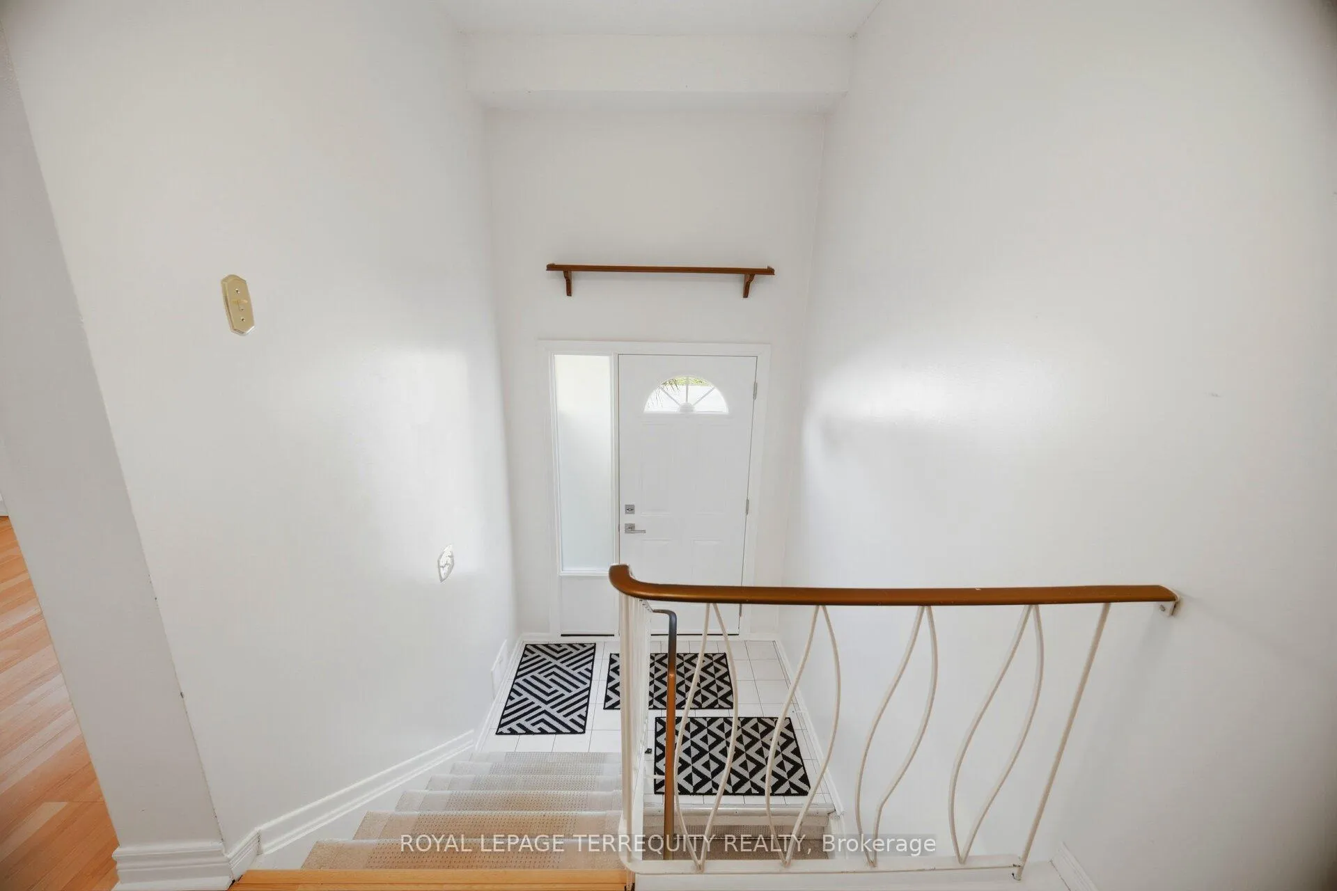Photo 4 of Unit 3, 325 Mary Street, Hamilton, Beasley — HOMEH