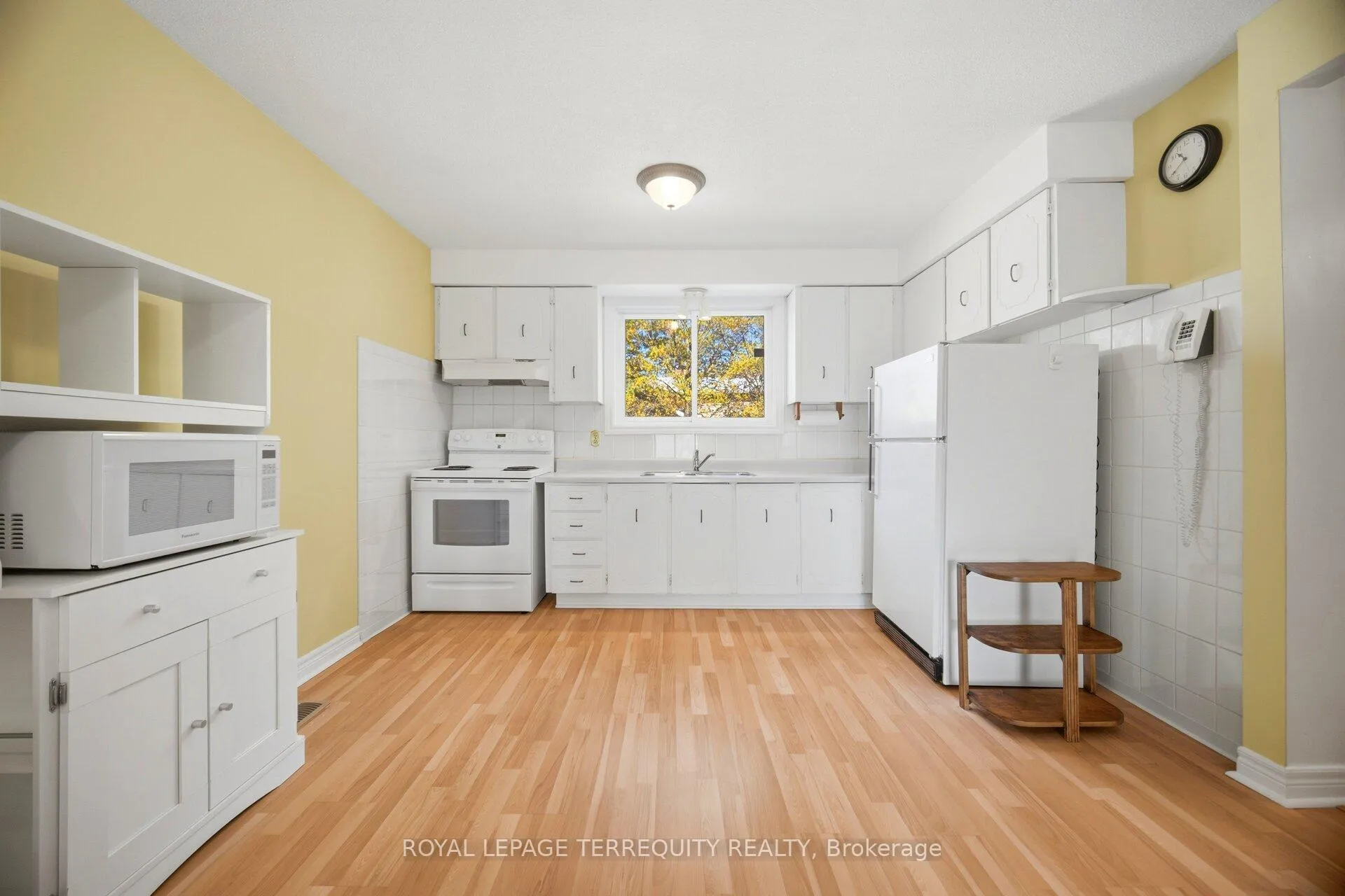 Photo 10 of Unit 3, 325 Mary Street, Hamilton, Beasley — HOMEH