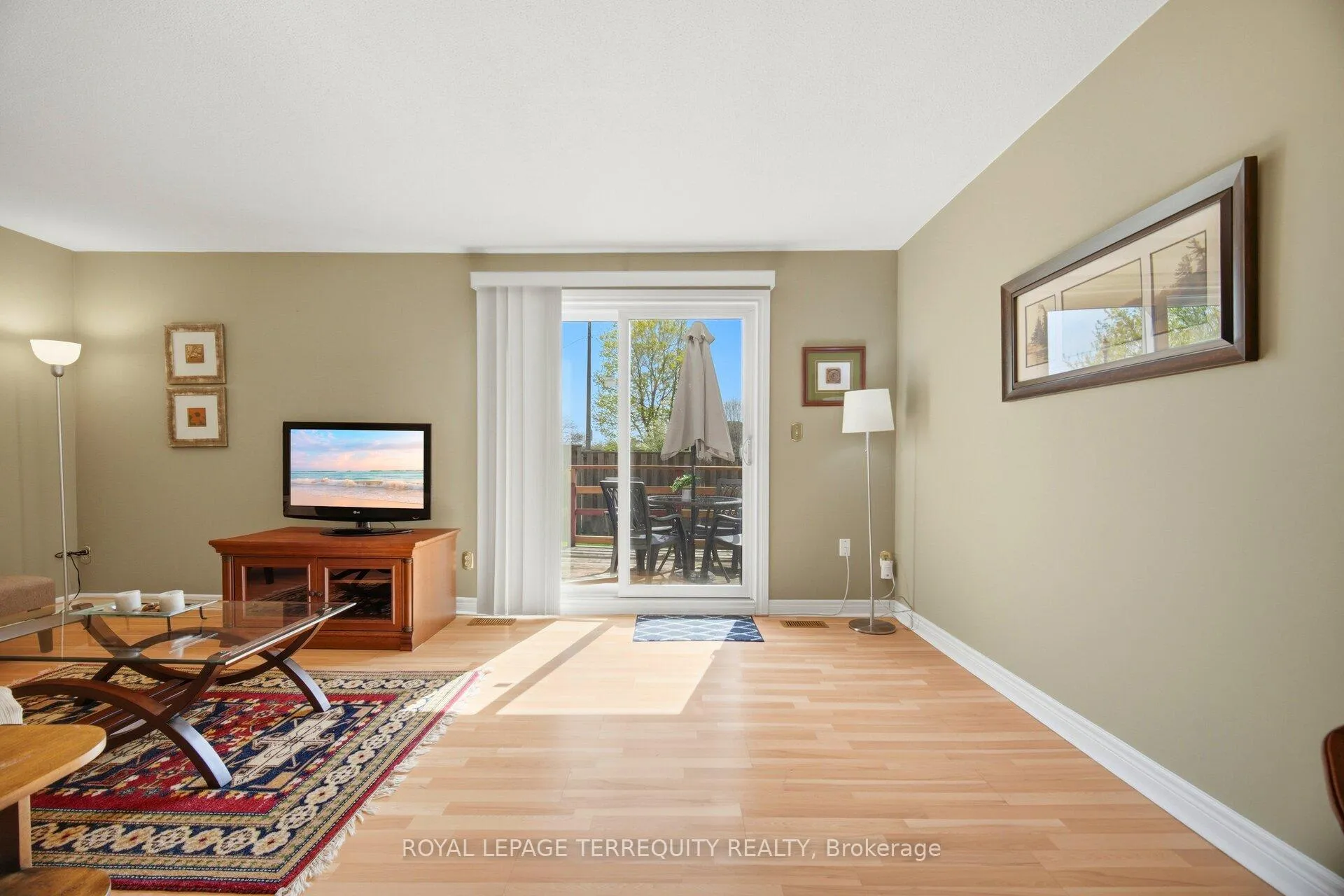 Photo 36 of Unit 3, 325 Mary Street, Hamilton, Beasley — HOMEH