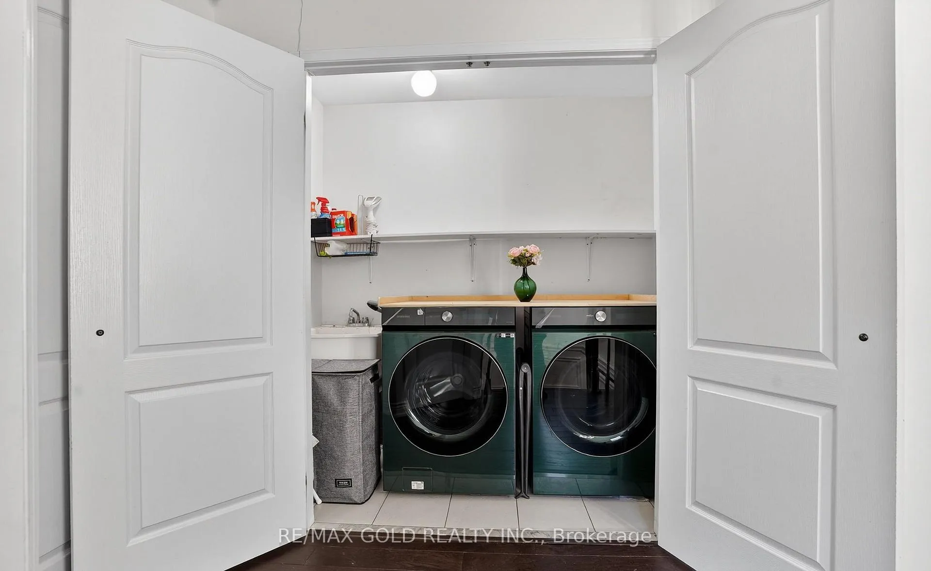 Photo 30 of 109 Crystal Glen Crescent, Brampton, Credit Valley — HOMEH