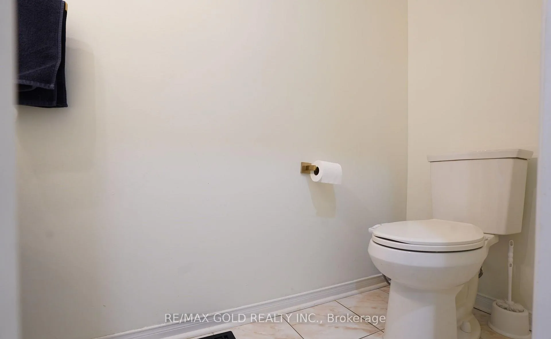 Photo 35 of 109 Crystal Glen Crescent, Brampton, Credit Valley — HOMEH