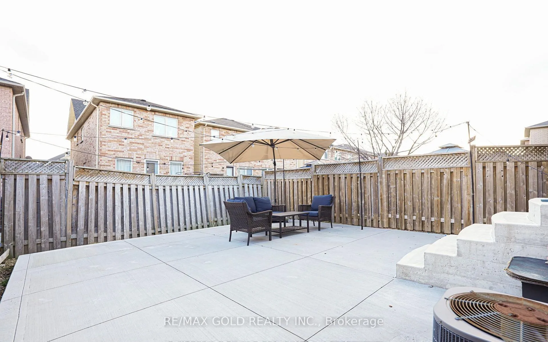 Photo 39 of 109 Crystal Glen Crescent, Brampton, Credit Valley — HOMEH