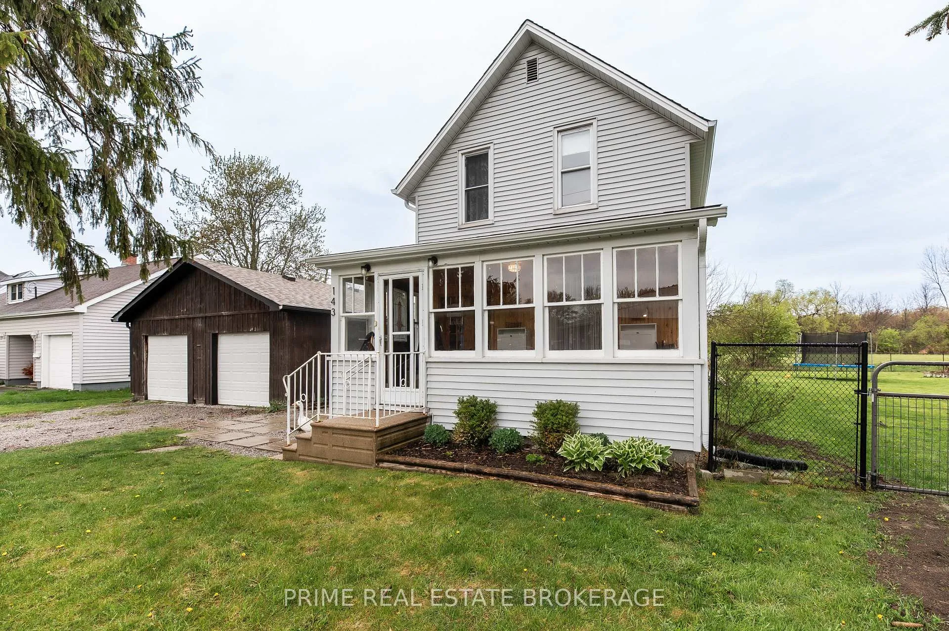 Photo 2 of 143 Main Street, West Elgin, West Lorne — HOMEH