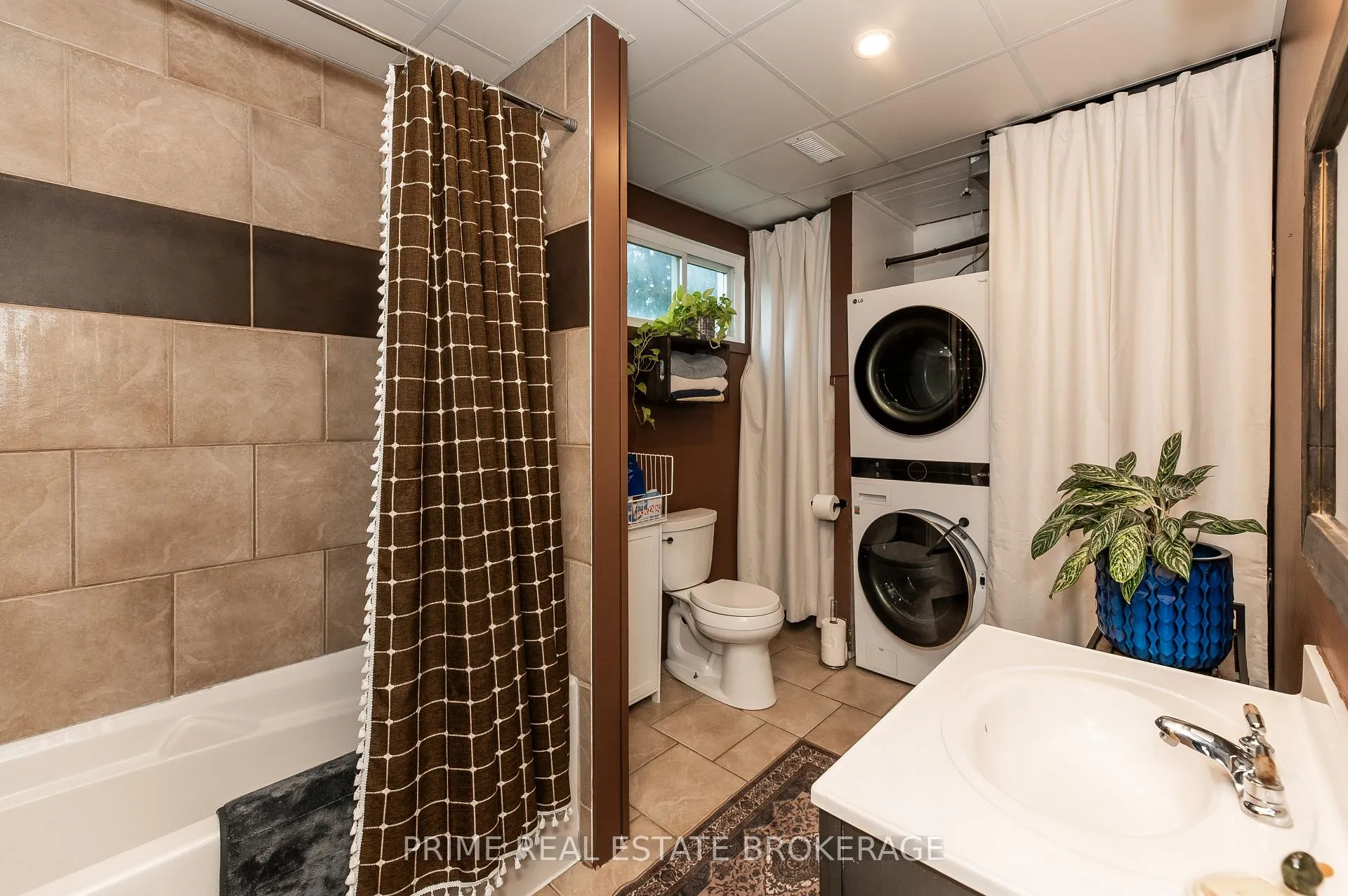 Photo 20 of 143 Main Street, West Elgin, West Lorne — HOMEH