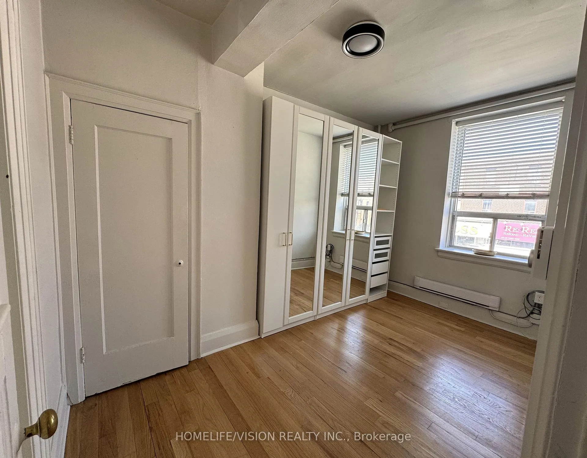 Photo 8 of Unit Apt #1, 555 Danforth Avenue, Toronto, North Riverdale — HOMEH