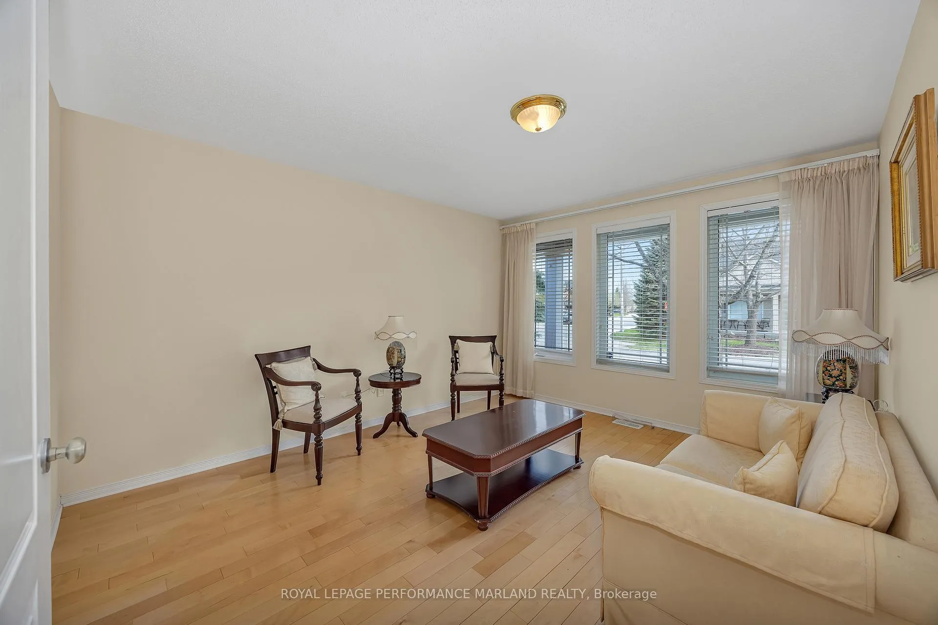 Photo 2 of 30 Yorkwood Place, Ottawa, Barrhaven - Strandherd — HOMEH