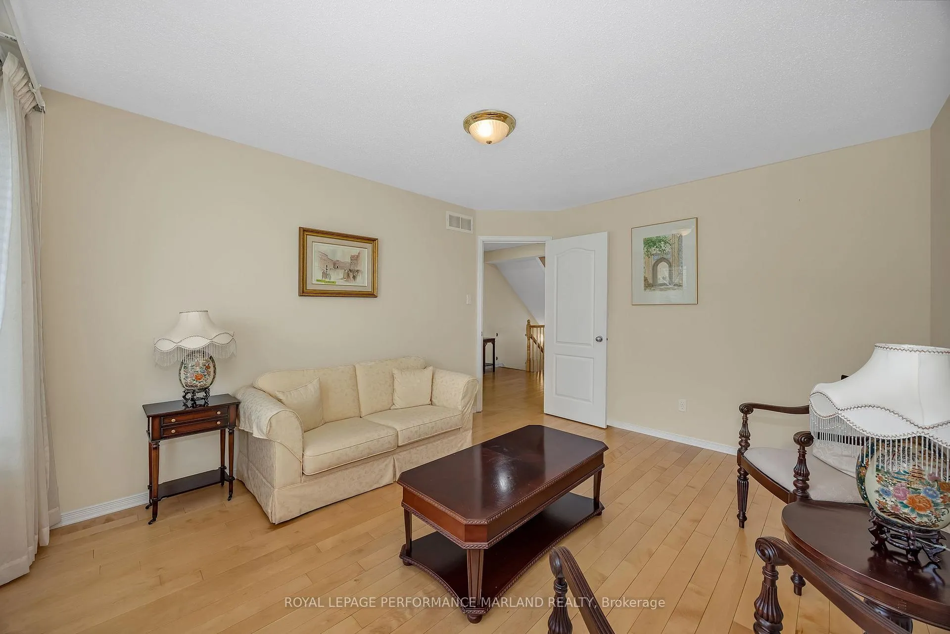 Photo 3 of 30 Yorkwood Place, Ottawa, Barrhaven - Strandherd — HOMEH