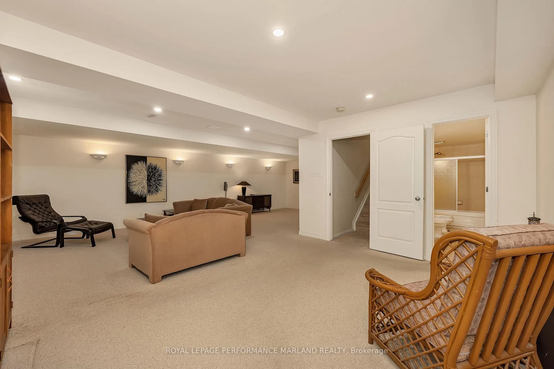 Photo 25 of 30 Yorkwood Place, Ottawa, Barrhaven - Strandherd — HOMEH