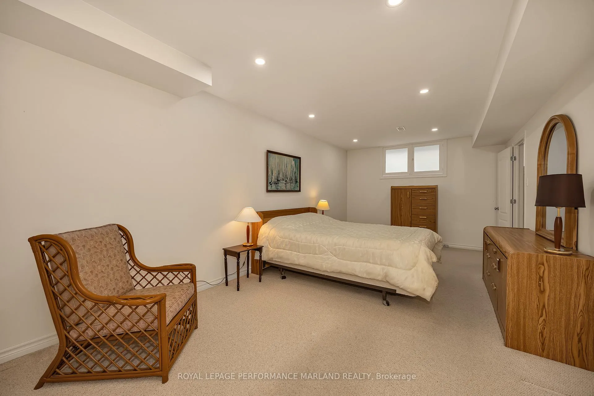 Photo 27 of 30 Yorkwood Place, Ottawa, Barrhaven - Strandherd — HOMEH
