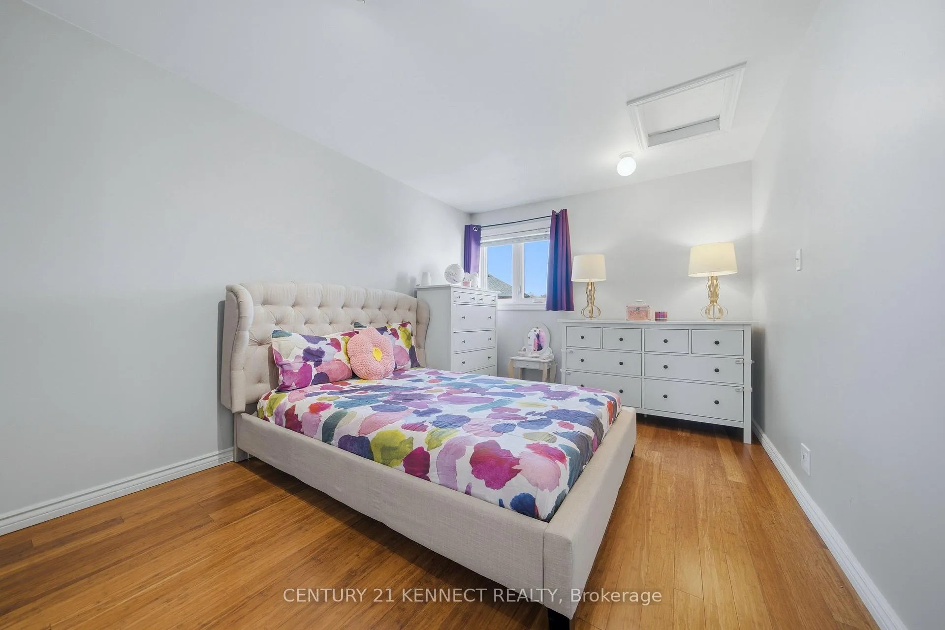 Photo 17 of 1644 Samuelson Circle, Mississauga, Meadowvale Village — HOMEH