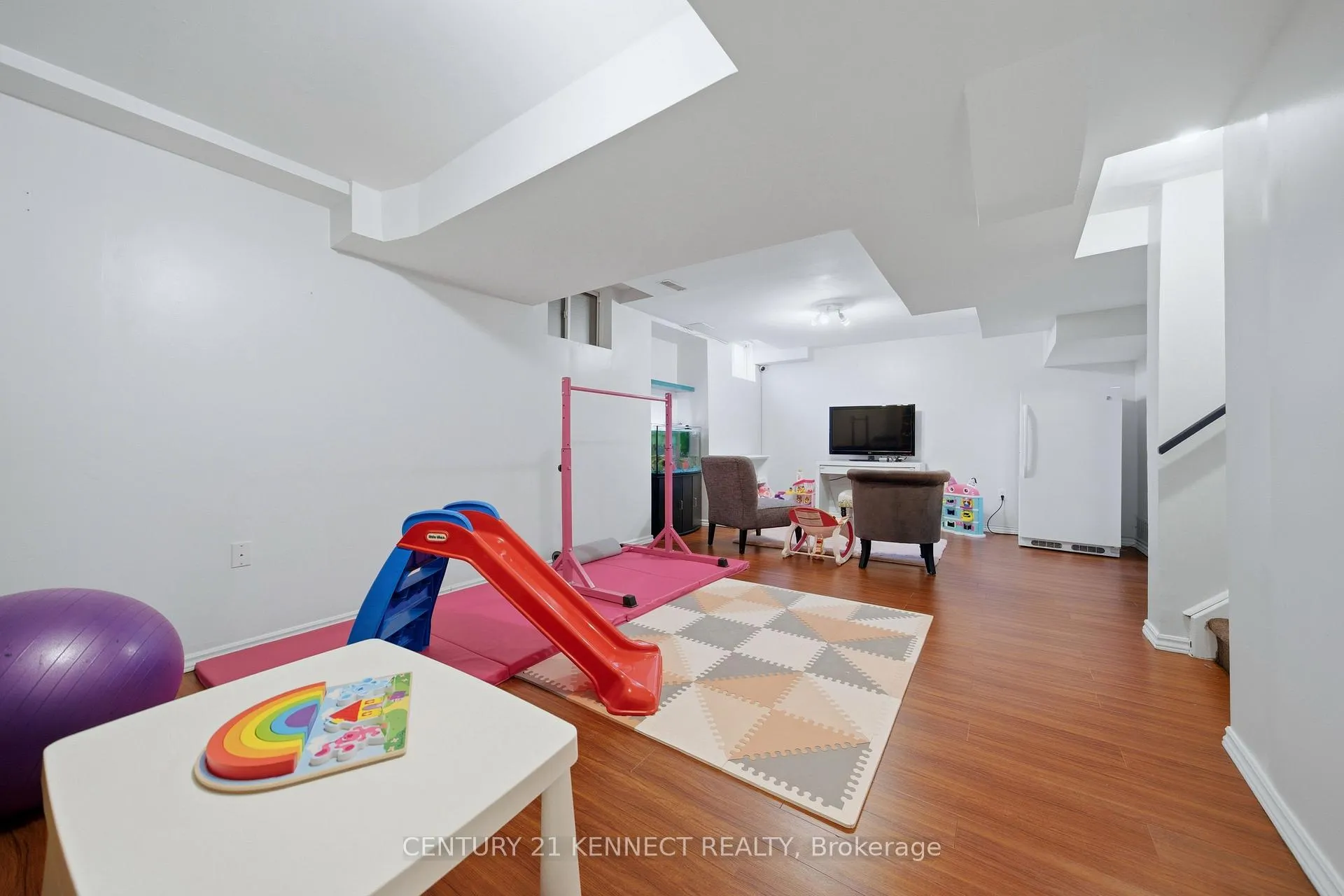 Photo 20 of 1644 Samuelson Circle, Mississauga, Meadowvale Village — HOMEH