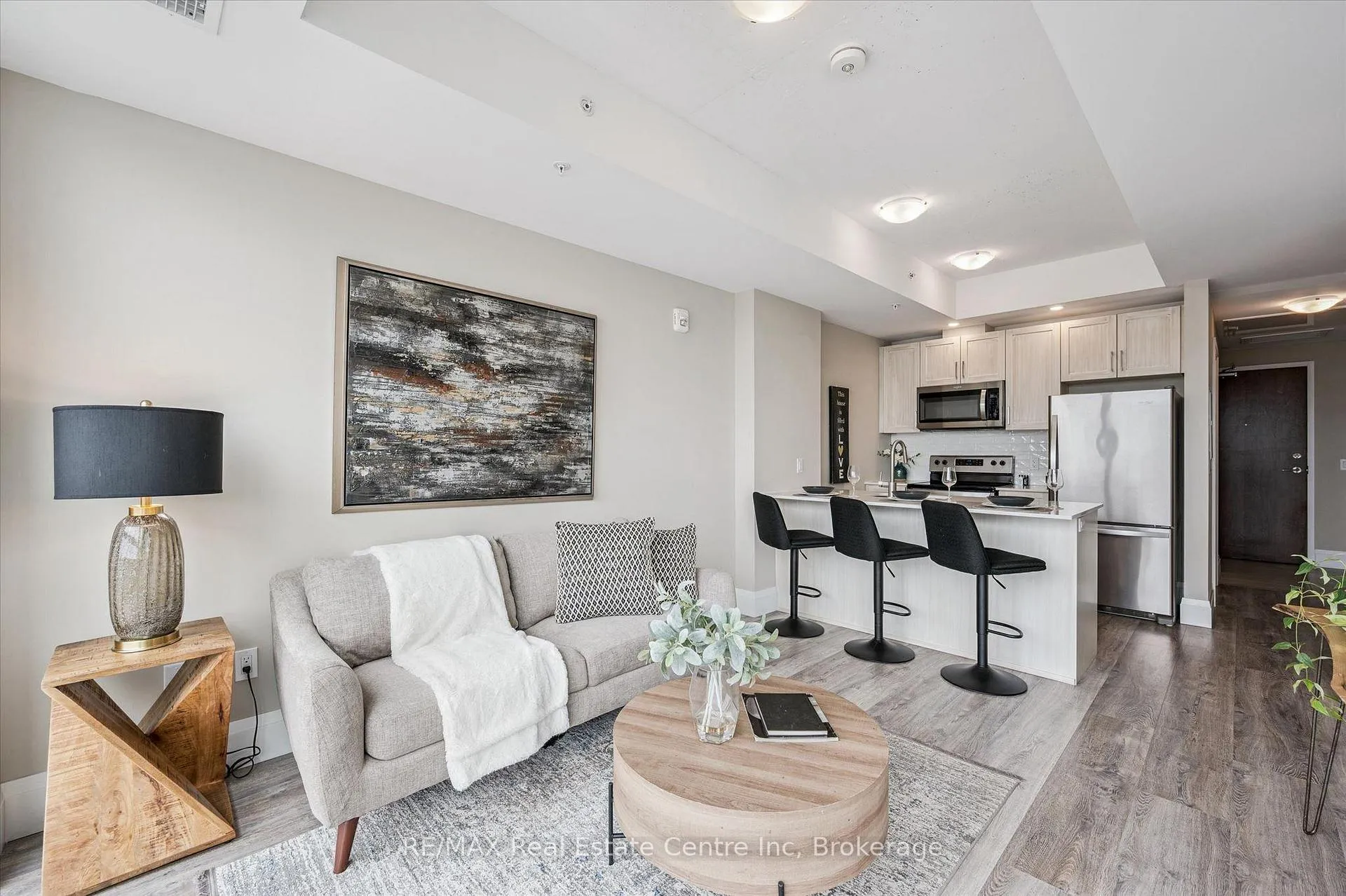 Photo 8 of Unit 1209, 108 Garment Street, Kitchener — HOMEH