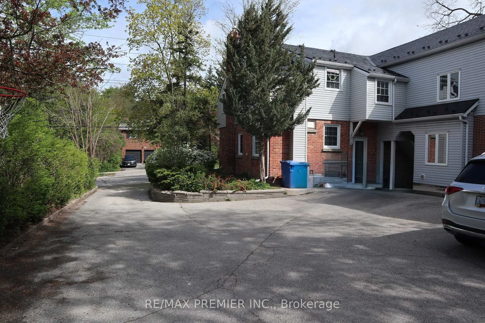 Photo 1 of Unit 0 Bsmt, 79 Wellington Street E, Barrie, Wellington — HOMEH