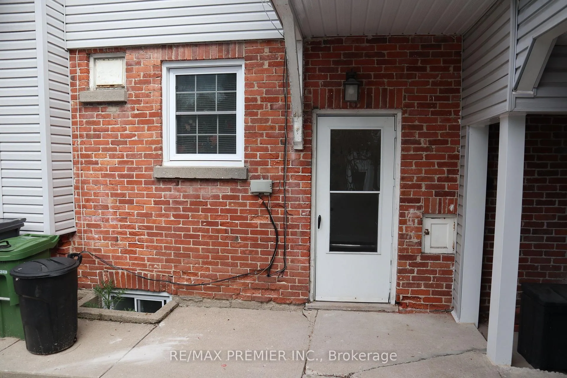Photo 11 of Unit 0 Bsmt, 79 Wellington Street E, Barrie, Wellington — HOMEH