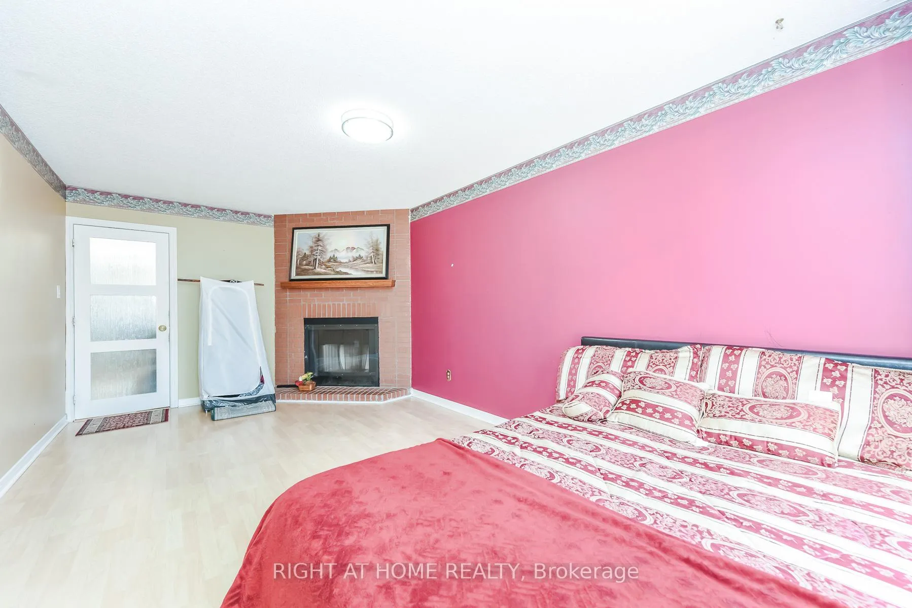 Photo 15 of 379 Wallenberg Crescent, Mississauga, Creditview — HOMEH