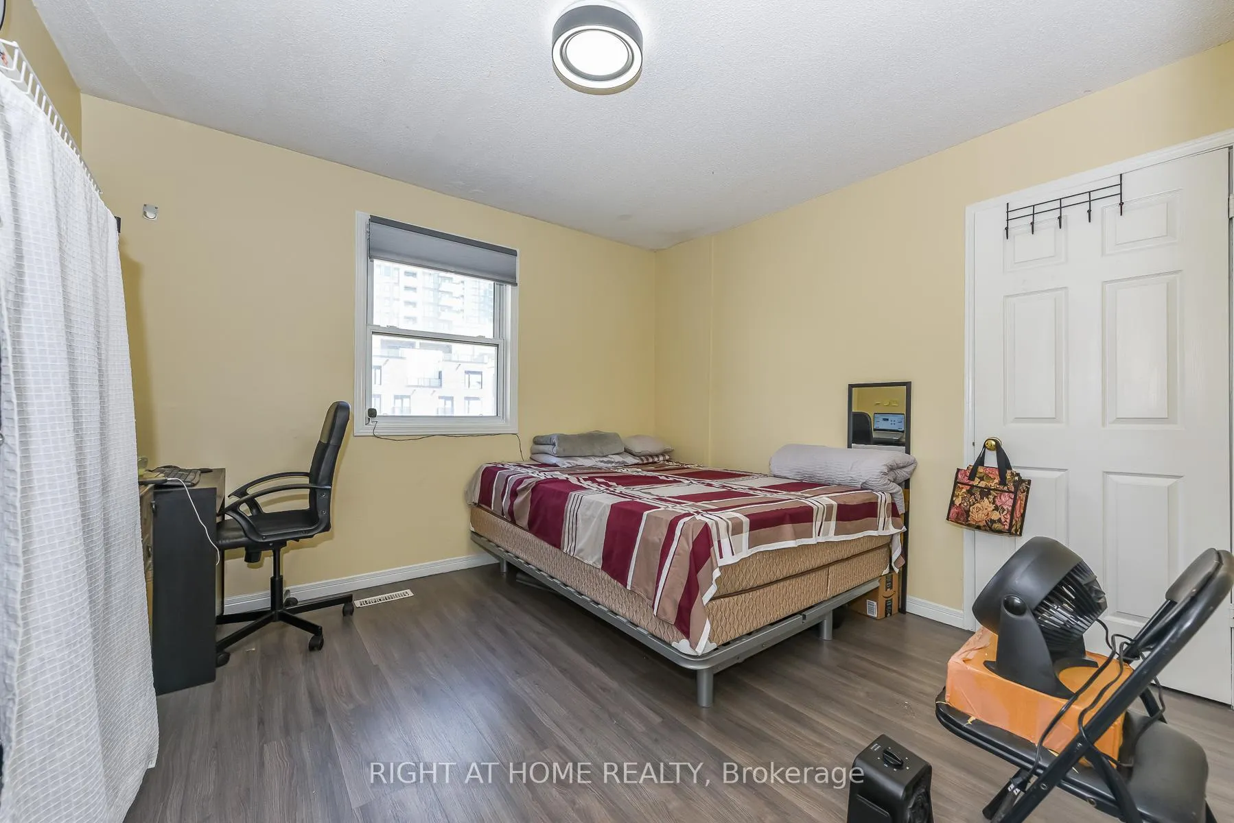 Photo 32 of 379 Wallenberg Crescent, Mississauga, Creditview — HOMEH