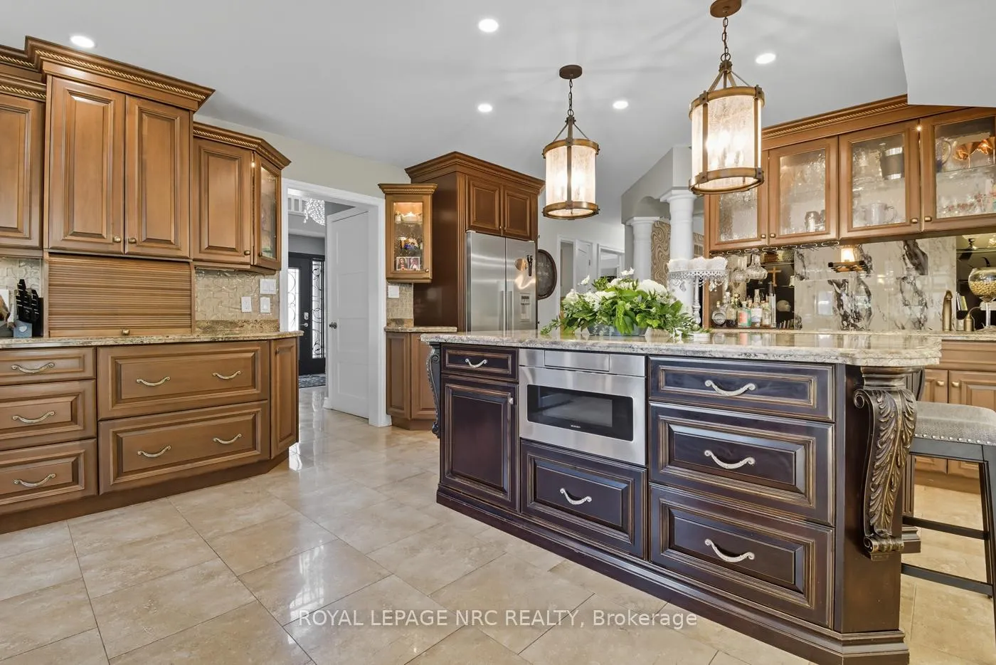 Photo 6 of 1629 Pelham Street N, Pelham, Fonthill — HOMEH
