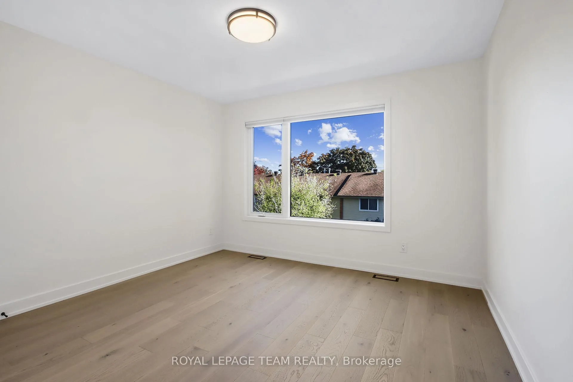 Photo 22 of Unit B/B2, 241 Breezehill Avenue, Ottawa, West Centre Town — HOMEH