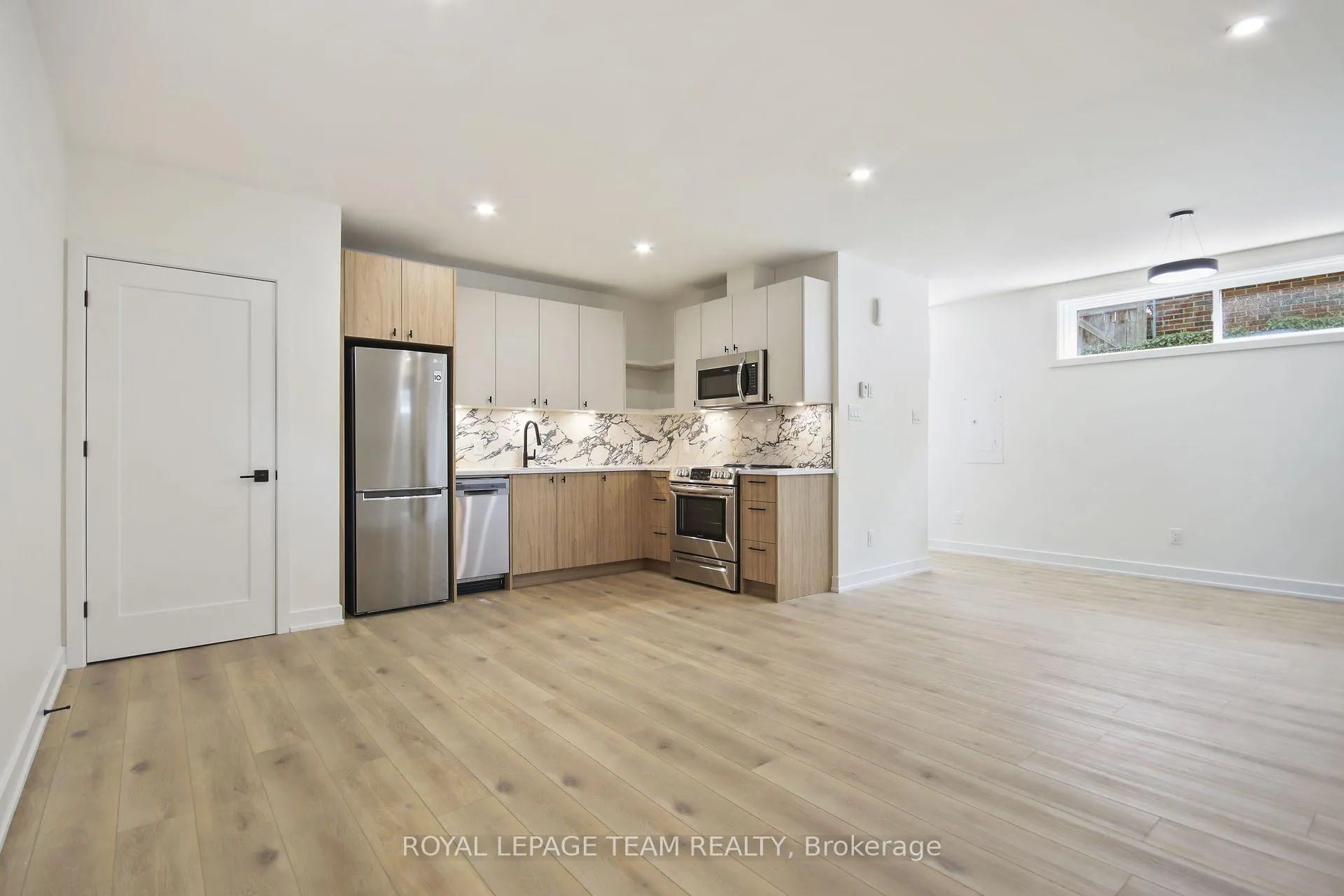 Photo 30 of Unit B/B2, 241 Breezehill Avenue, Ottawa, West Centre Town — HOMEH