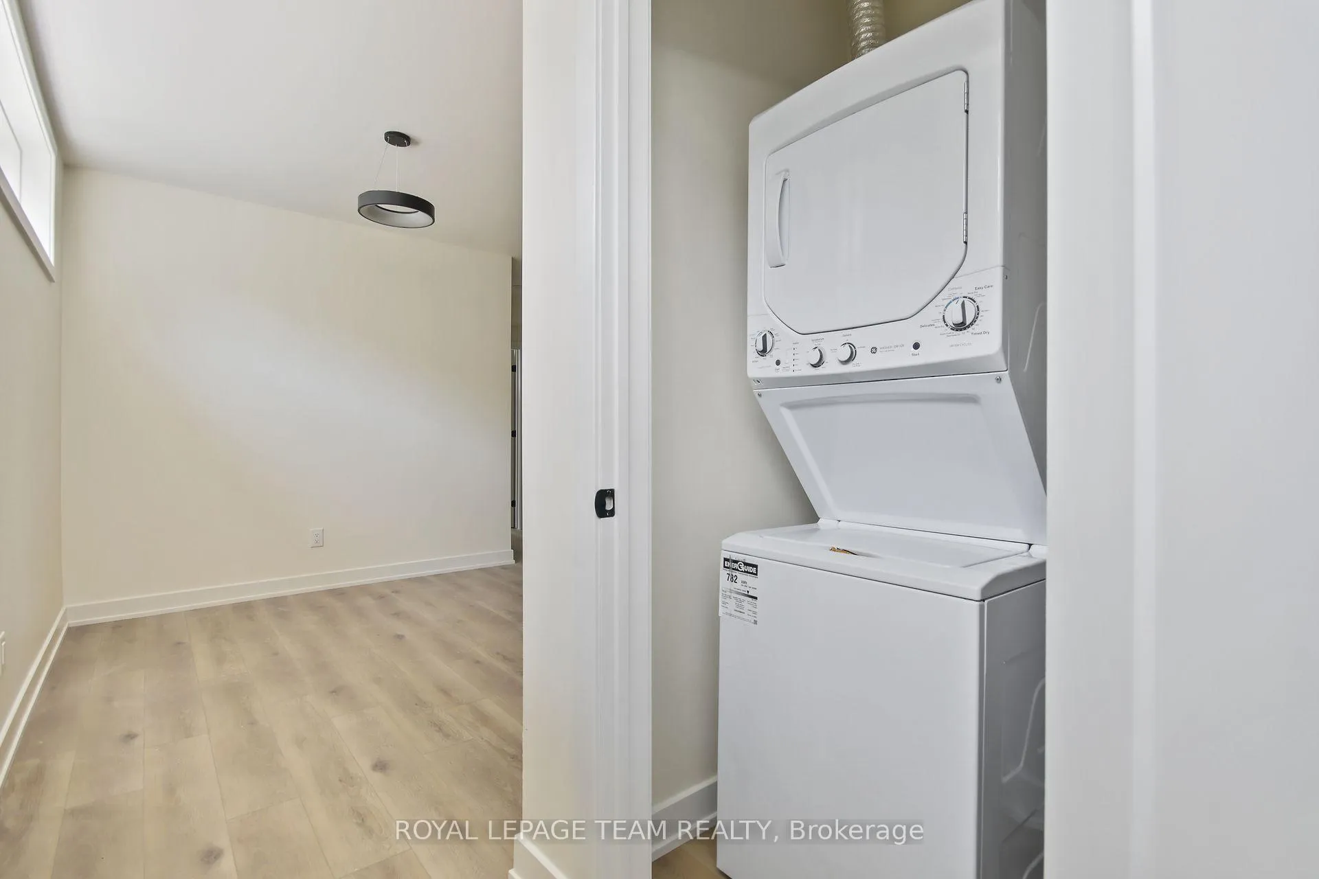 Photo 32 of Unit B/B2, 241 Breezehill Avenue, Ottawa, West Centre Town — HOMEH