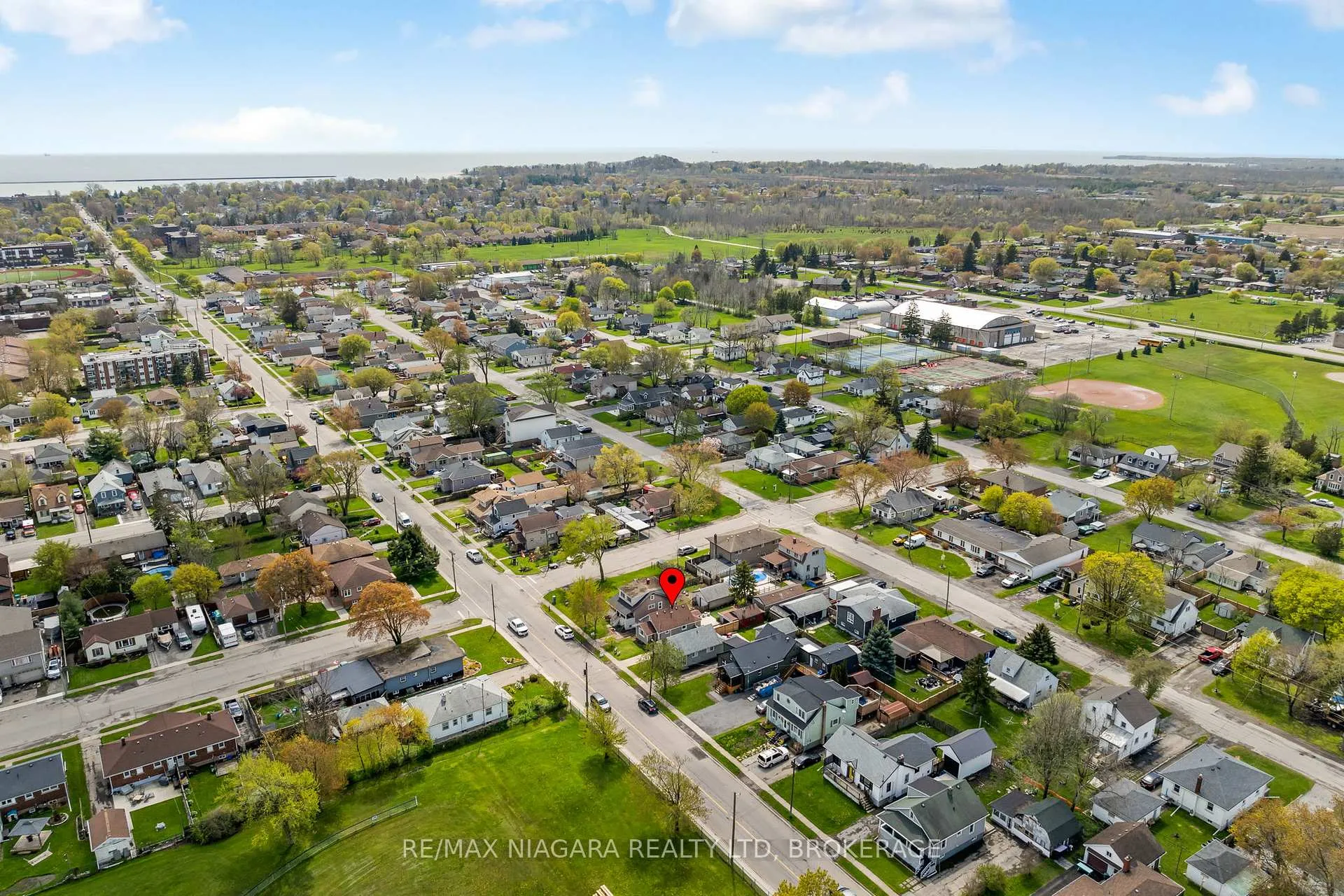 Photo 35 of 656 Steele Street, Port Colborne, Main Street — HOMEH