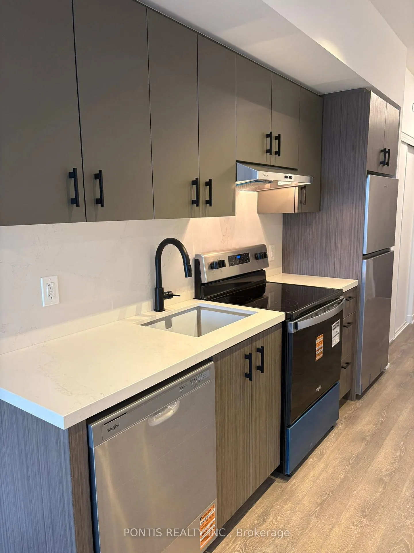Photo 1 of Unit 201, 4878 Powers Common, Burlington, Alton — HOMEH