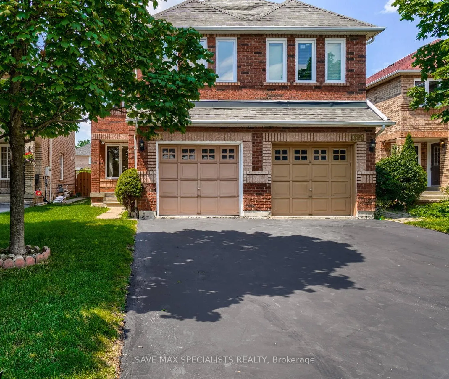 Photo 1 of 1401 Inuit Trail, Mississauga, Meadowvale Village — HOMEH
