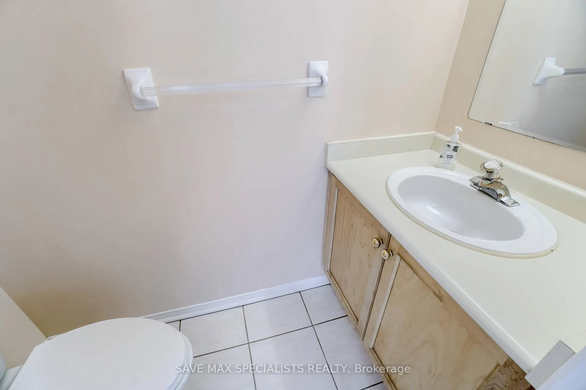 Photo 21 of 1401 Inuit Trail, Mississauga, Meadowvale Village — HOMEH