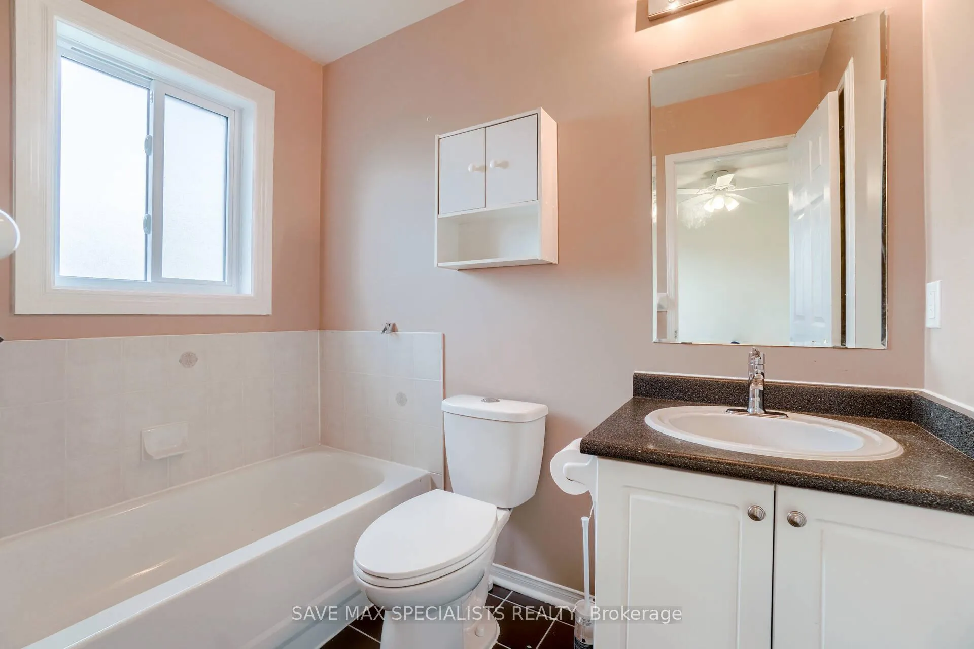 Photo 31 of 1401 Inuit Trail, Mississauga, Meadowvale Village — HOMEH