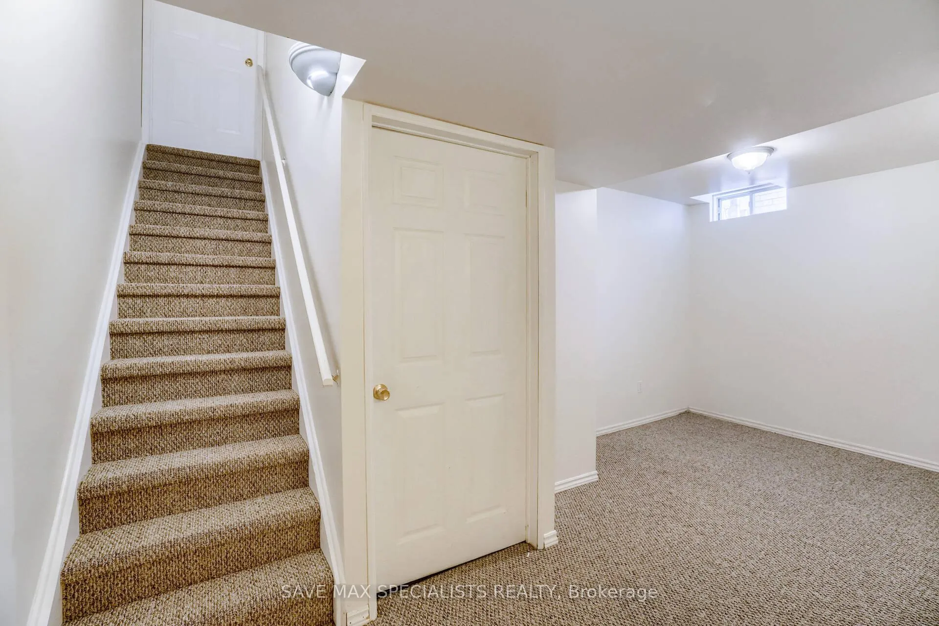 Photo 37 of 1401 Inuit Trail, Mississauga, Meadowvale Village — HOMEH