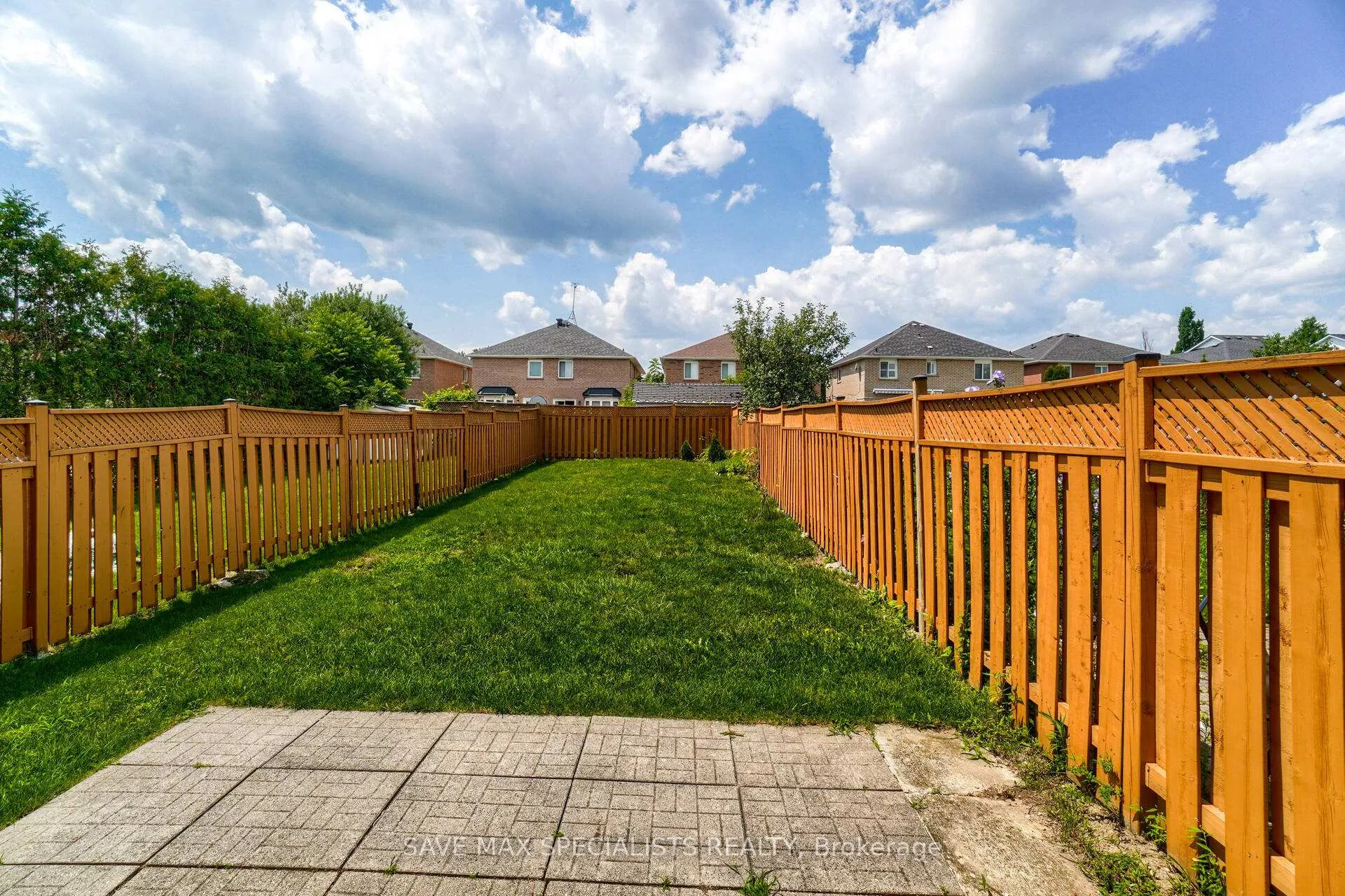 Photo 44 of 1401 Inuit Trail, Mississauga, Meadowvale Village — HOMEH