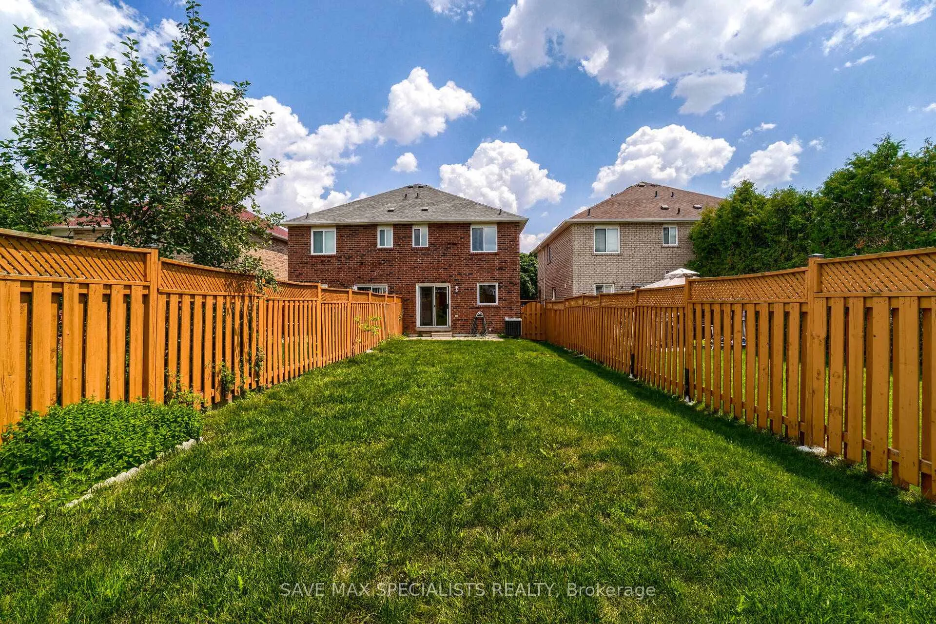 Photo 46 of 1401 Inuit Trail, Mississauga, Meadowvale Village — HOMEH