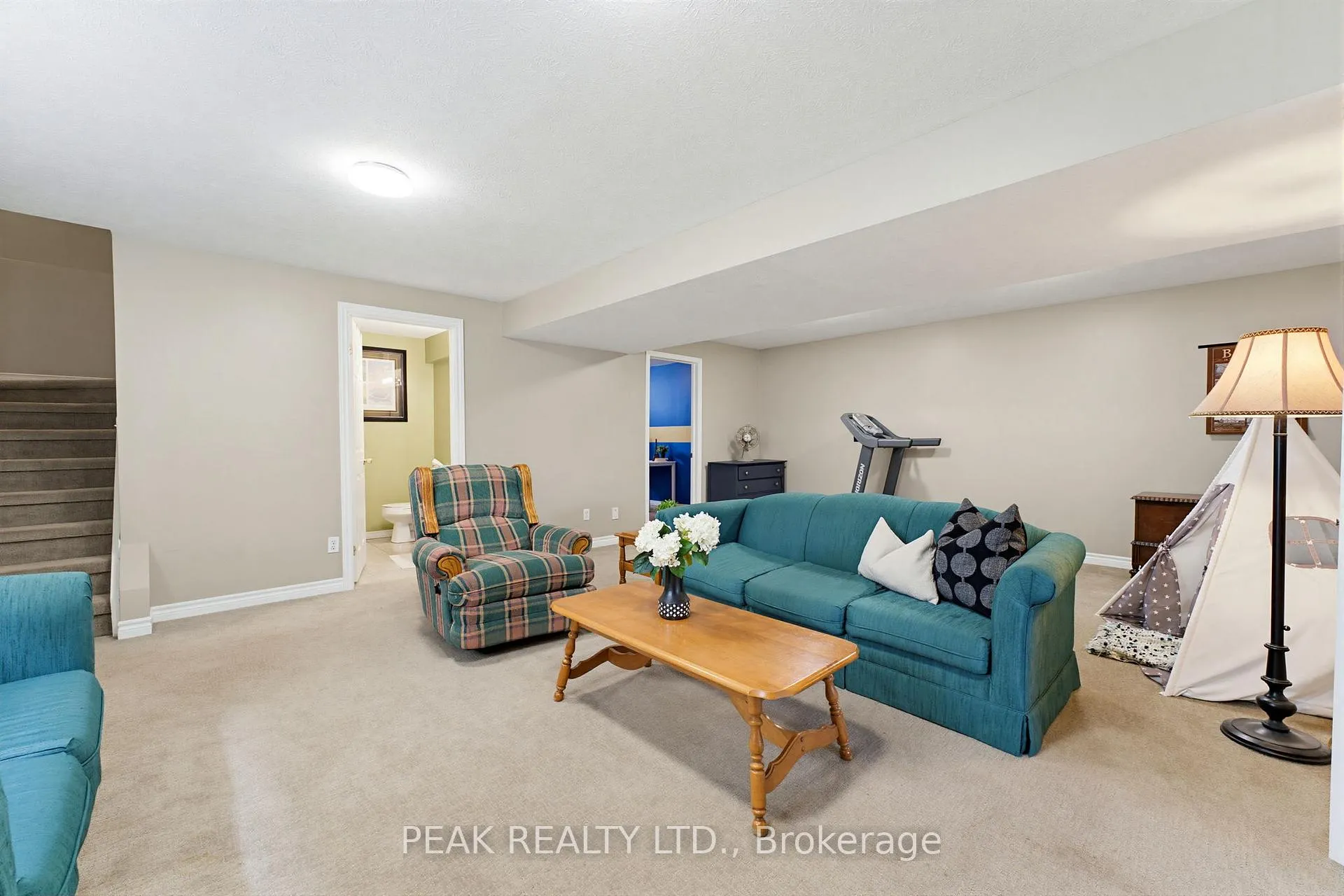 Photo 19 of 157 Whitlaw Way, Brant, Paris — HOMEH