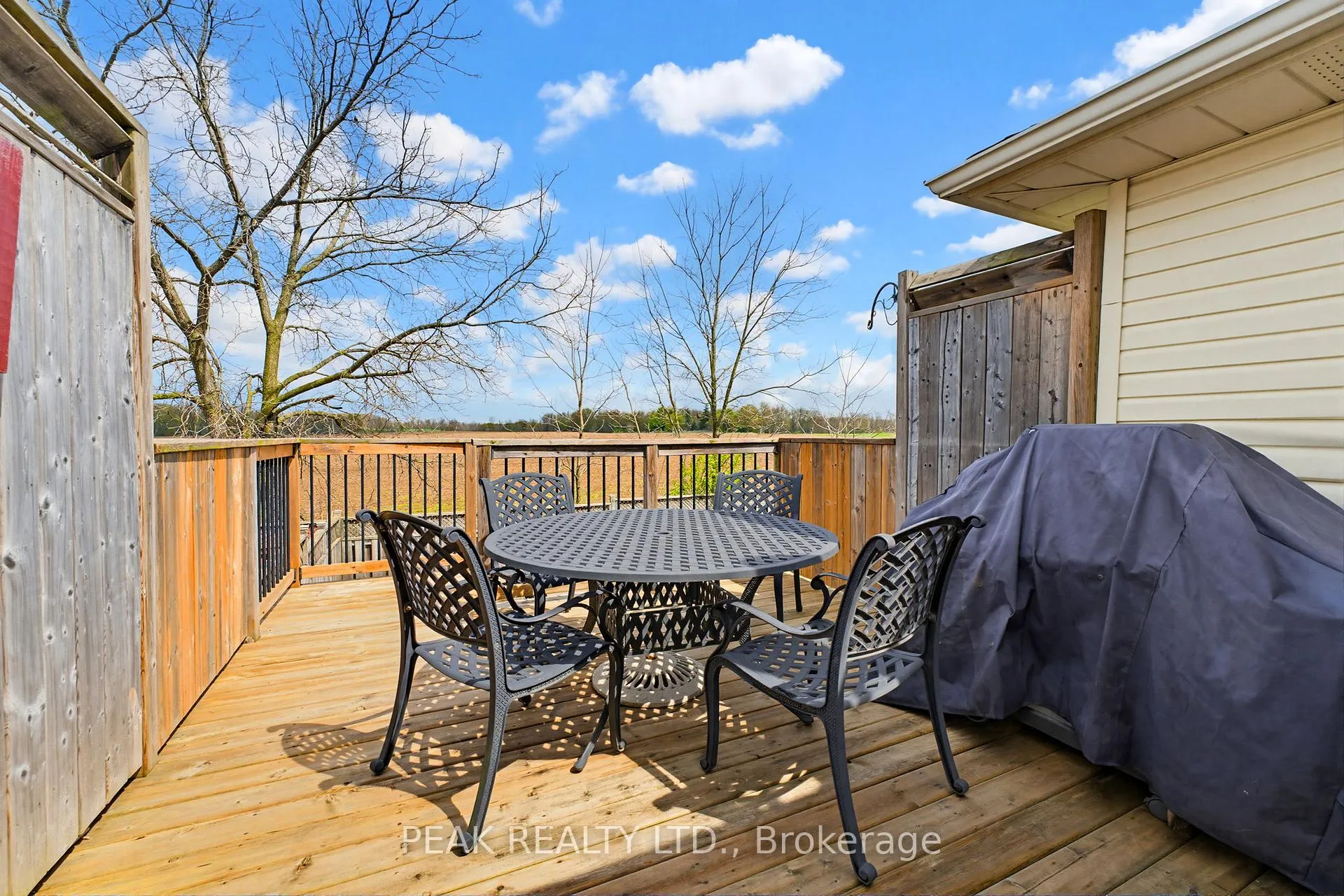 Photo 24 of 157 Whitlaw Way, Brant, Paris — HOMEH
