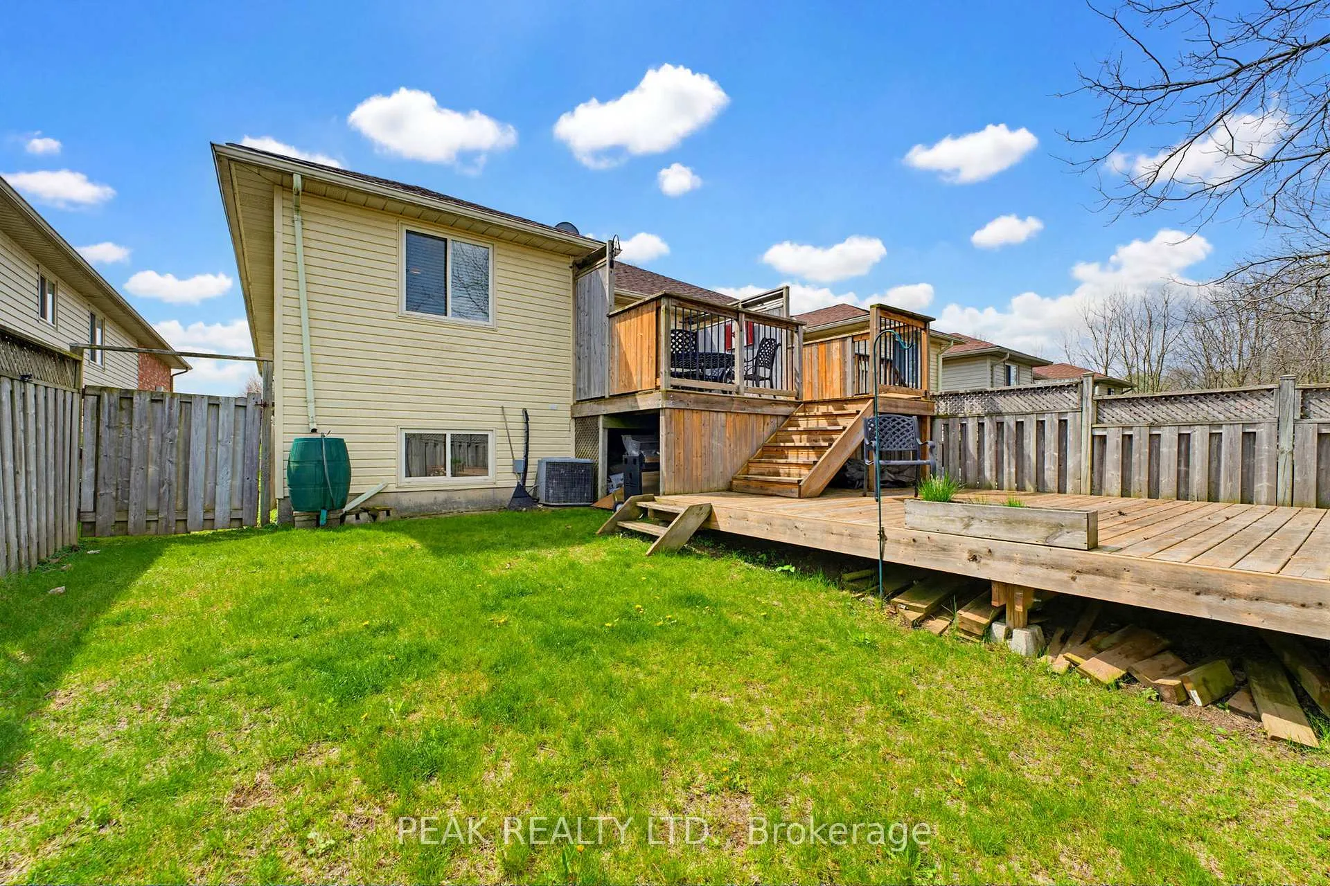Photo 28 of 157 Whitlaw Way, Brant, Paris — HOMEH