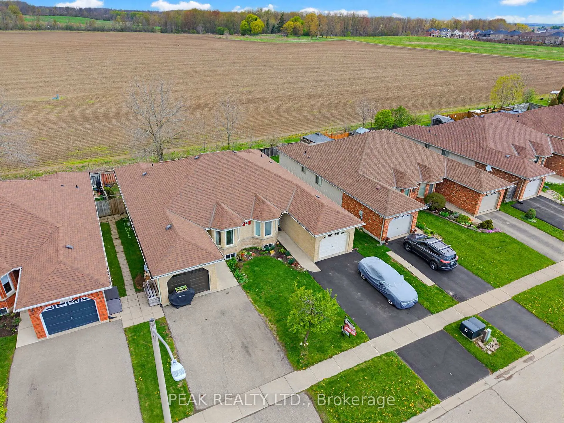 Photo 31 of 157 Whitlaw Way, Brant, Paris — HOMEH