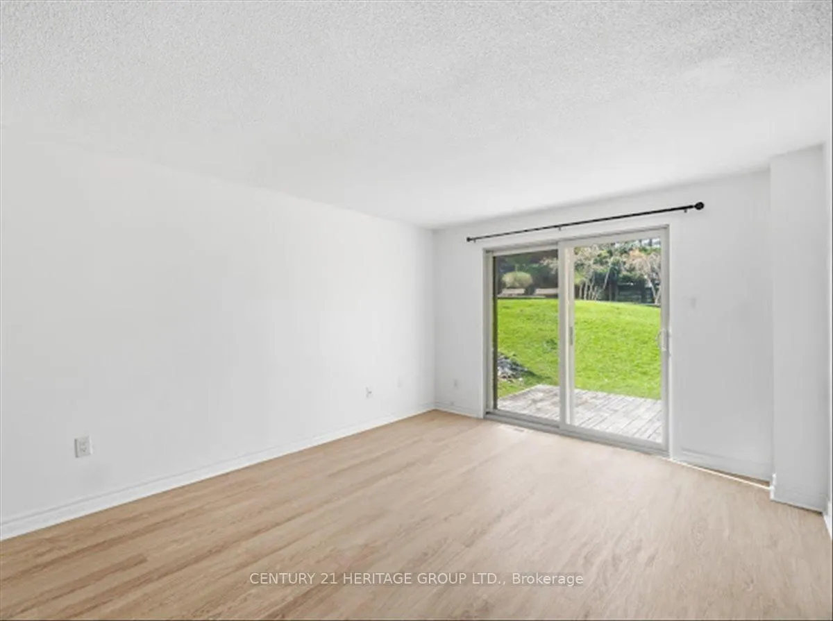 Photo 7 of Unit 110, 1 Shadowood Road, Barrie, Ardagh — HOMEH