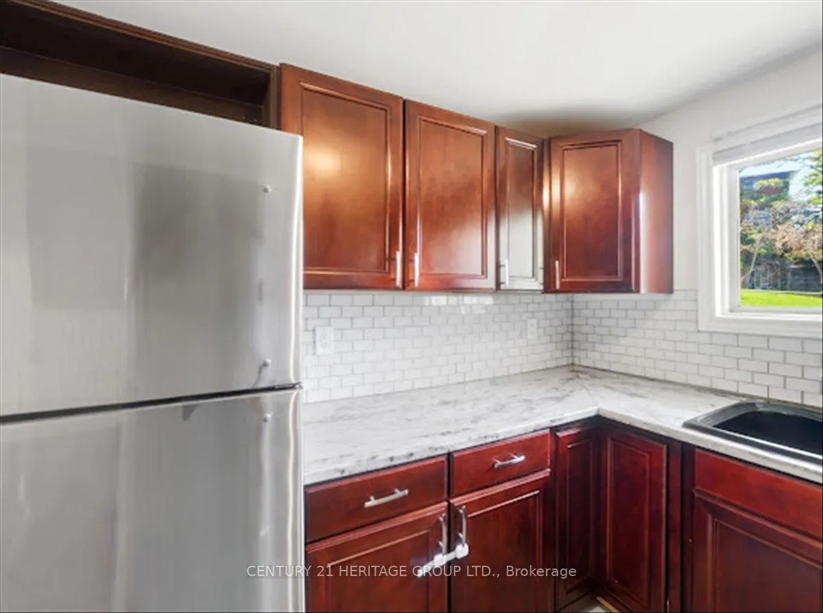 Photo 8 of Unit 110, 1 Shadowood Road, Barrie, Ardagh — HOMEH