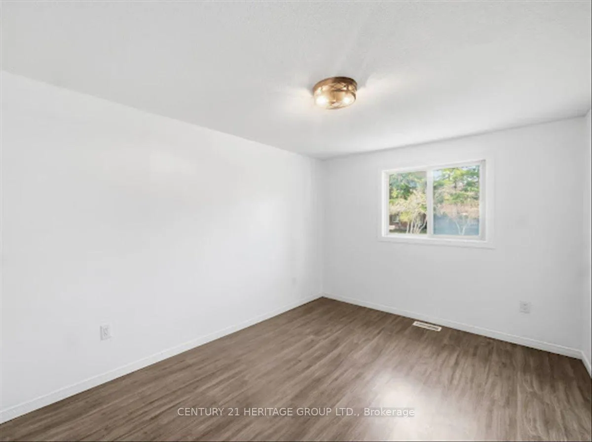 Photo 19 of Unit 110, 1 Shadowood Road, Barrie, Ardagh — HOMEH