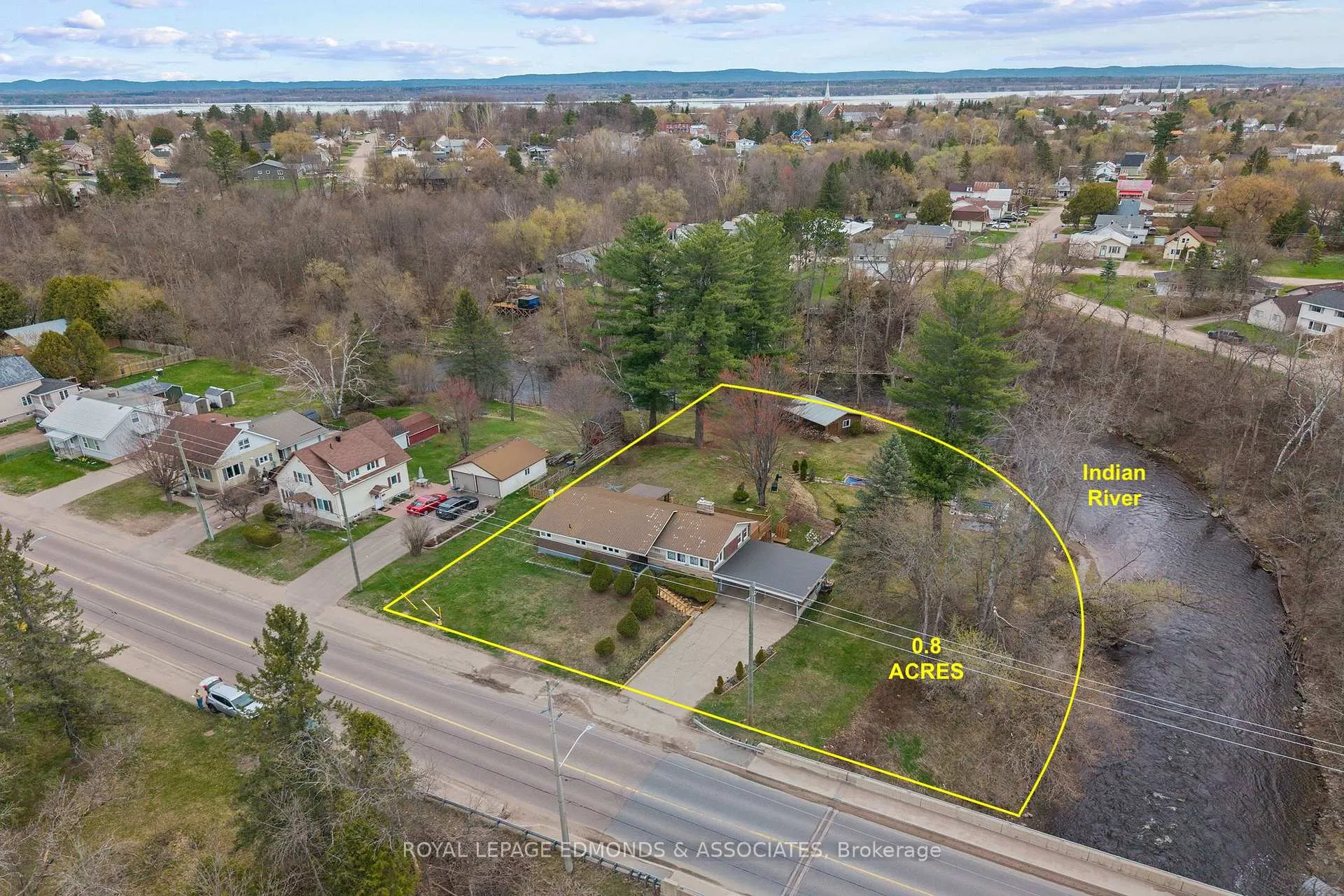 Photo of 499 Boundary Road E