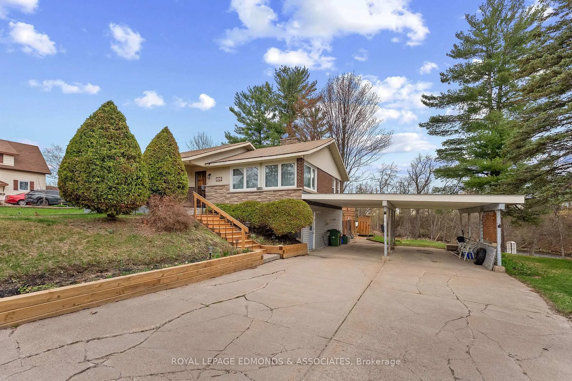 Photo 2 of 499 Boundary Road E, Pembroke — HOMEH
