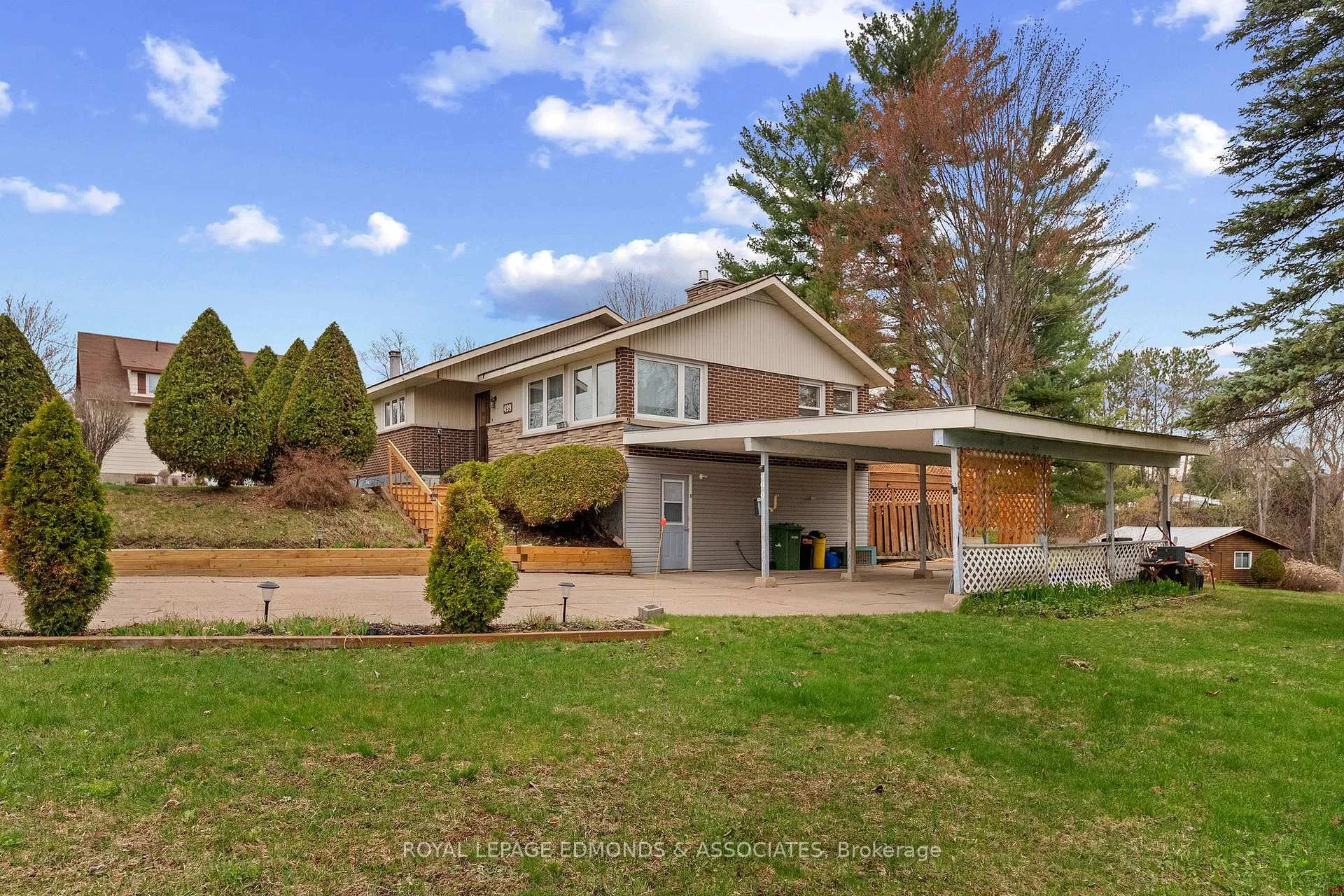 Photo 6 of 499 Boundary Road E, Pembroke — HOMEH