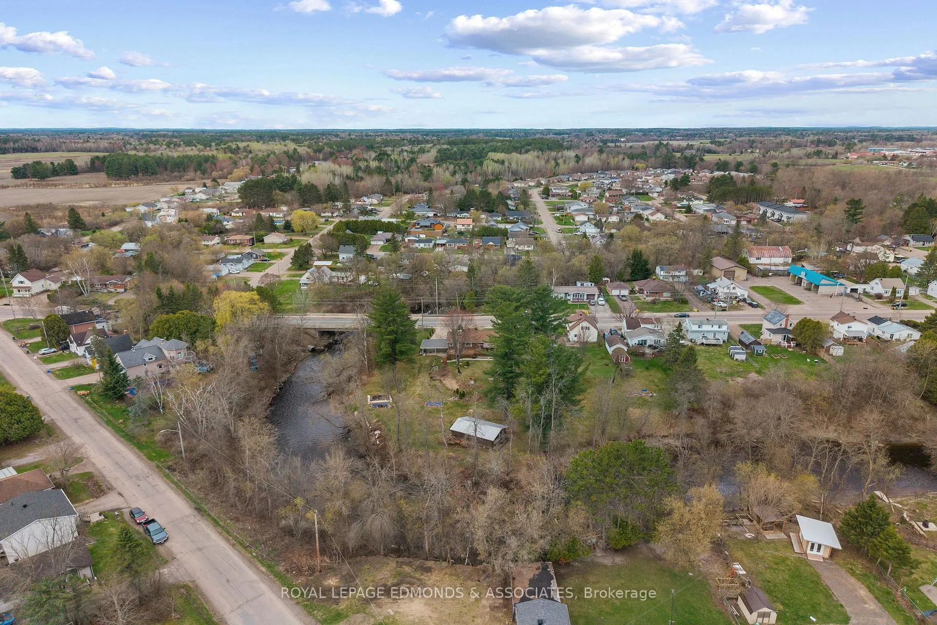 Photo 49 of 499 Boundary Road E, Pembroke — HOMEH