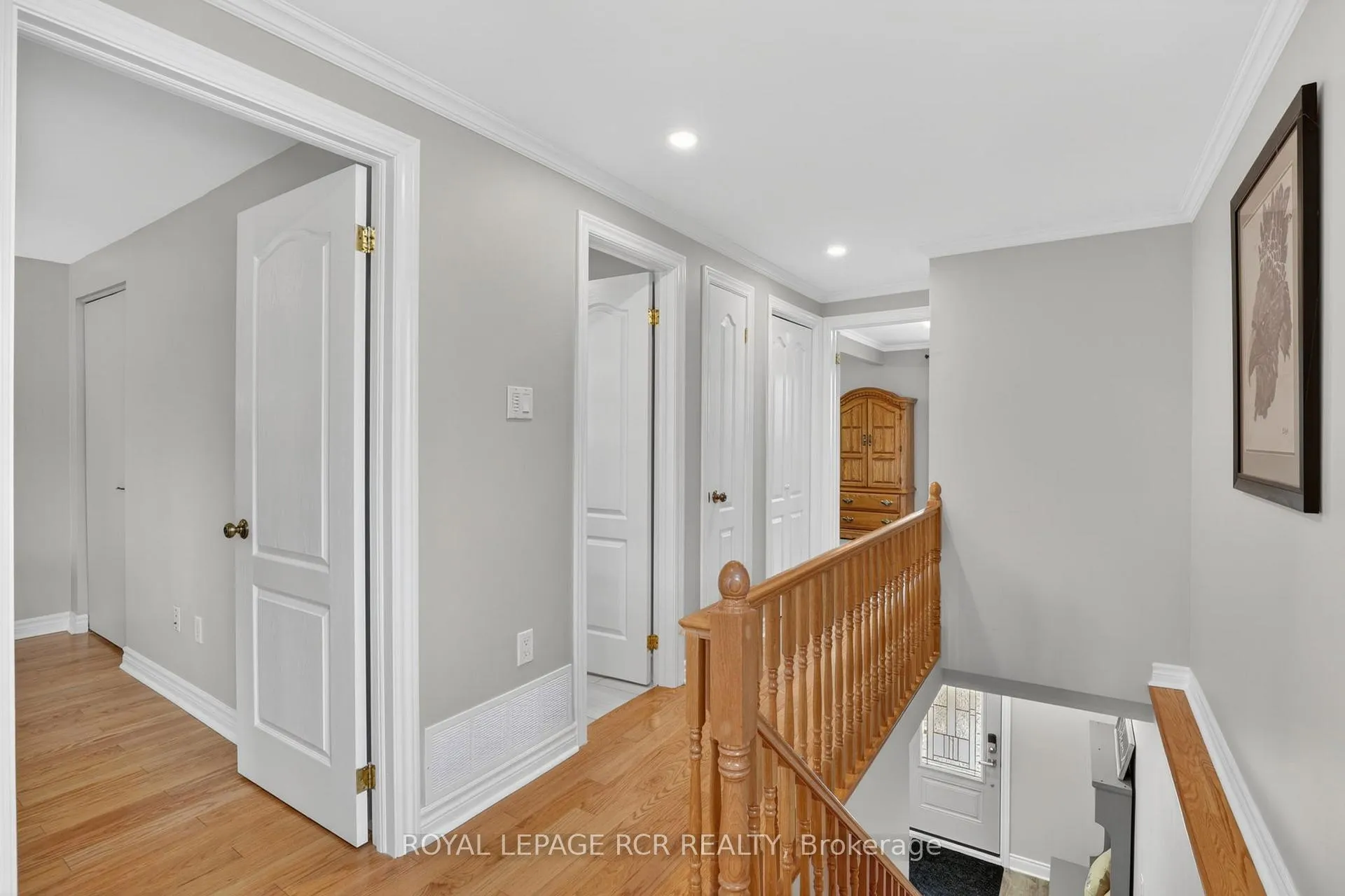 Photo 13 of 53 Carlton Drive, Orangeville — HOMEH