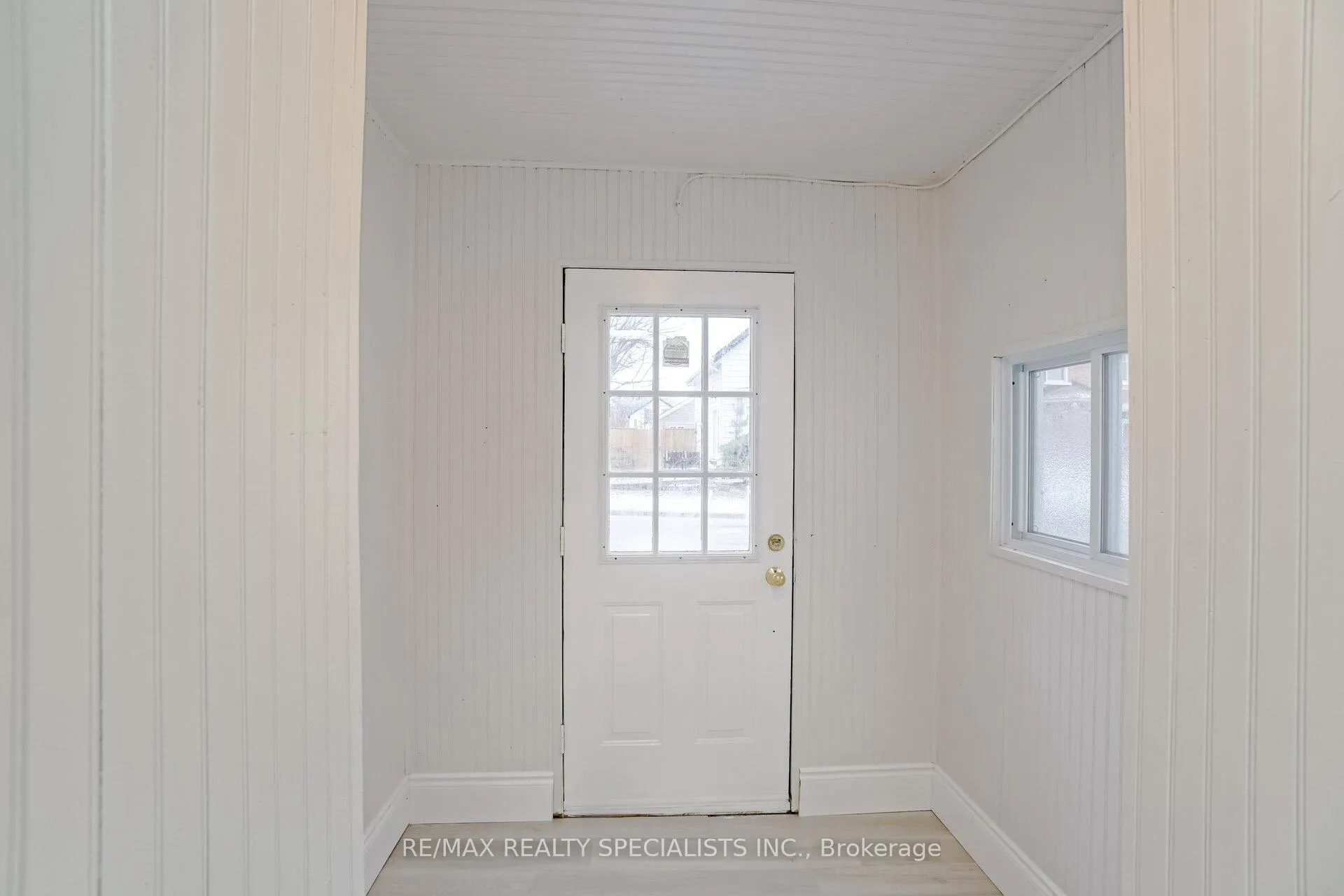 Photo 2 of 86 Mill Street, Orangeville — HOMEH