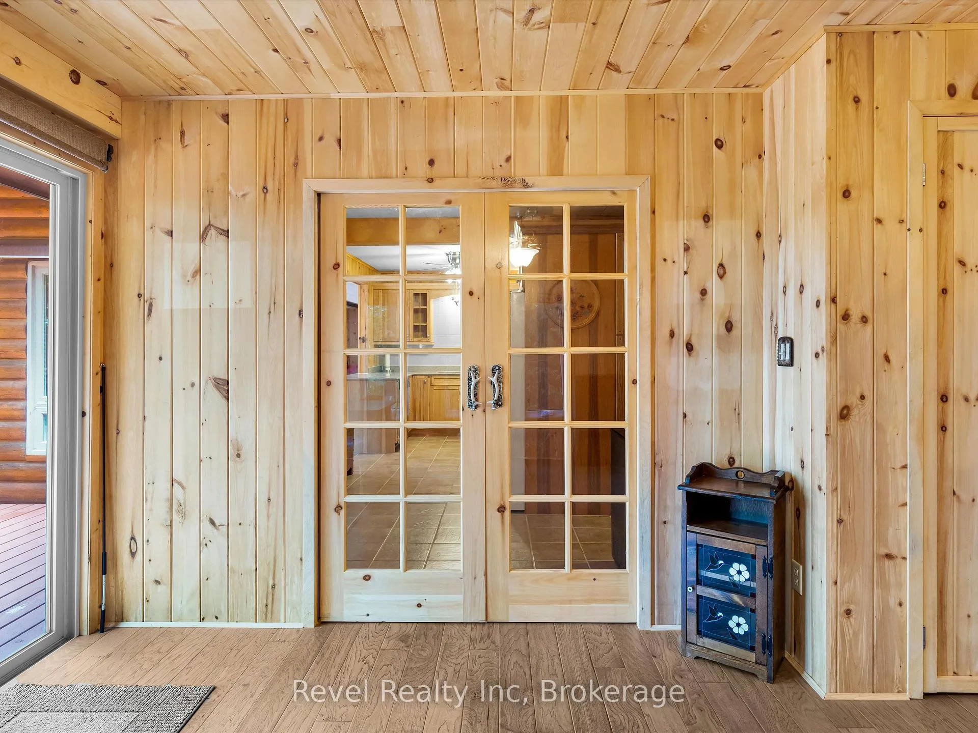 Photo 8 of 1022 Bird Lake Crescent, Bracebridge, Oakley — HOMEH