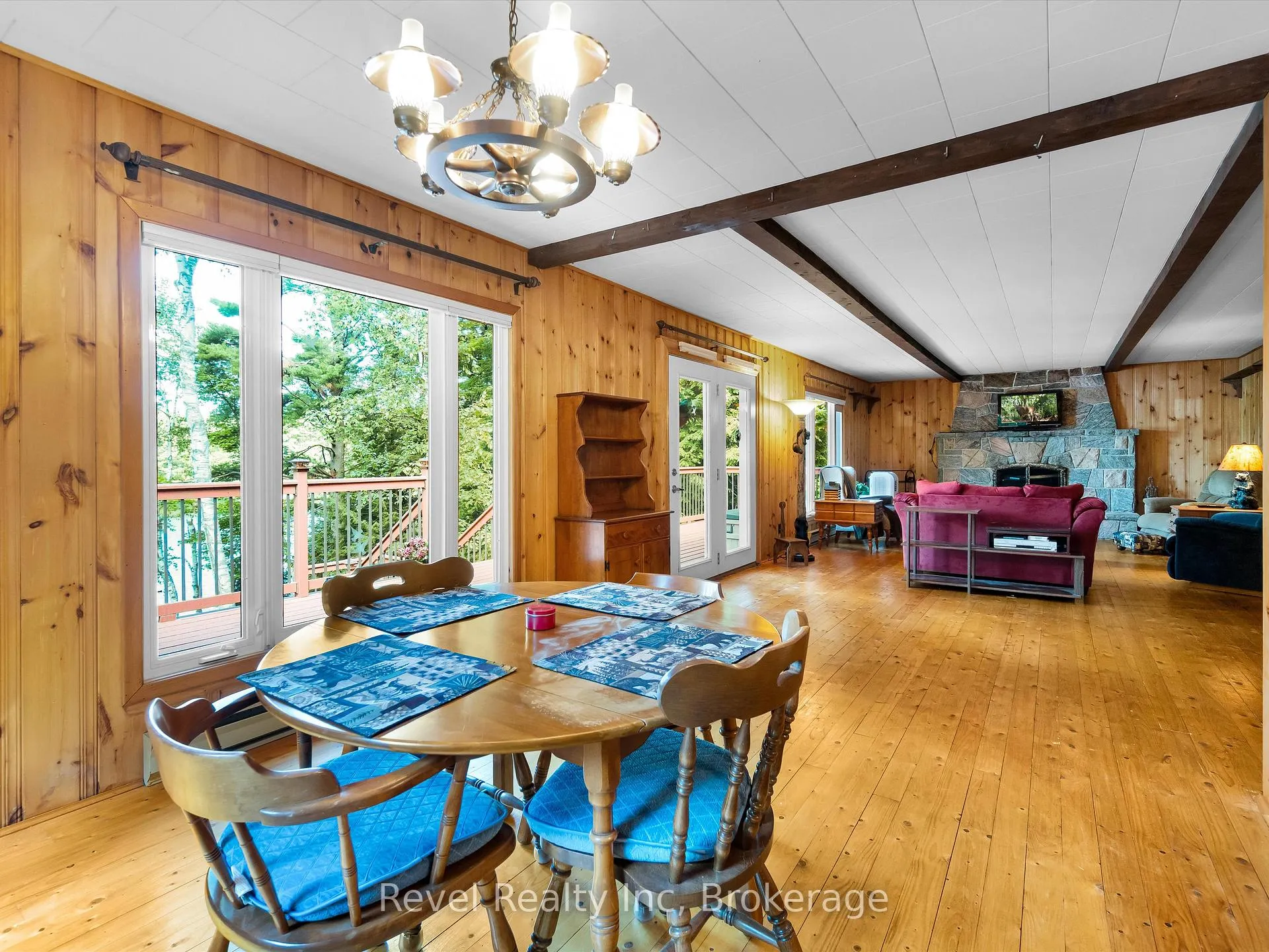 Photo 12 of 1022 Bird Lake Crescent, Bracebridge, Oakley — HOMEH
